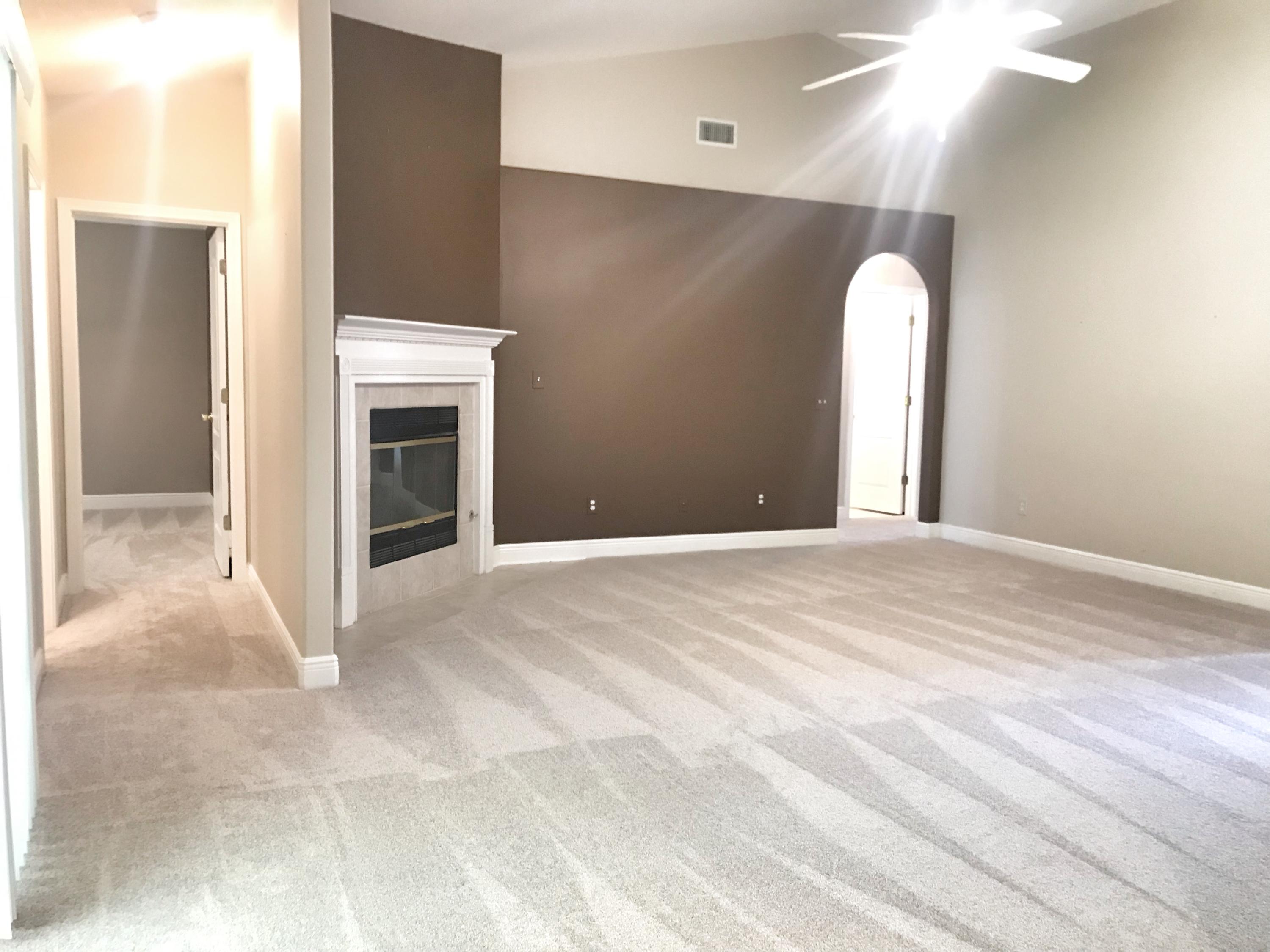 FOX VALLEY - Residential