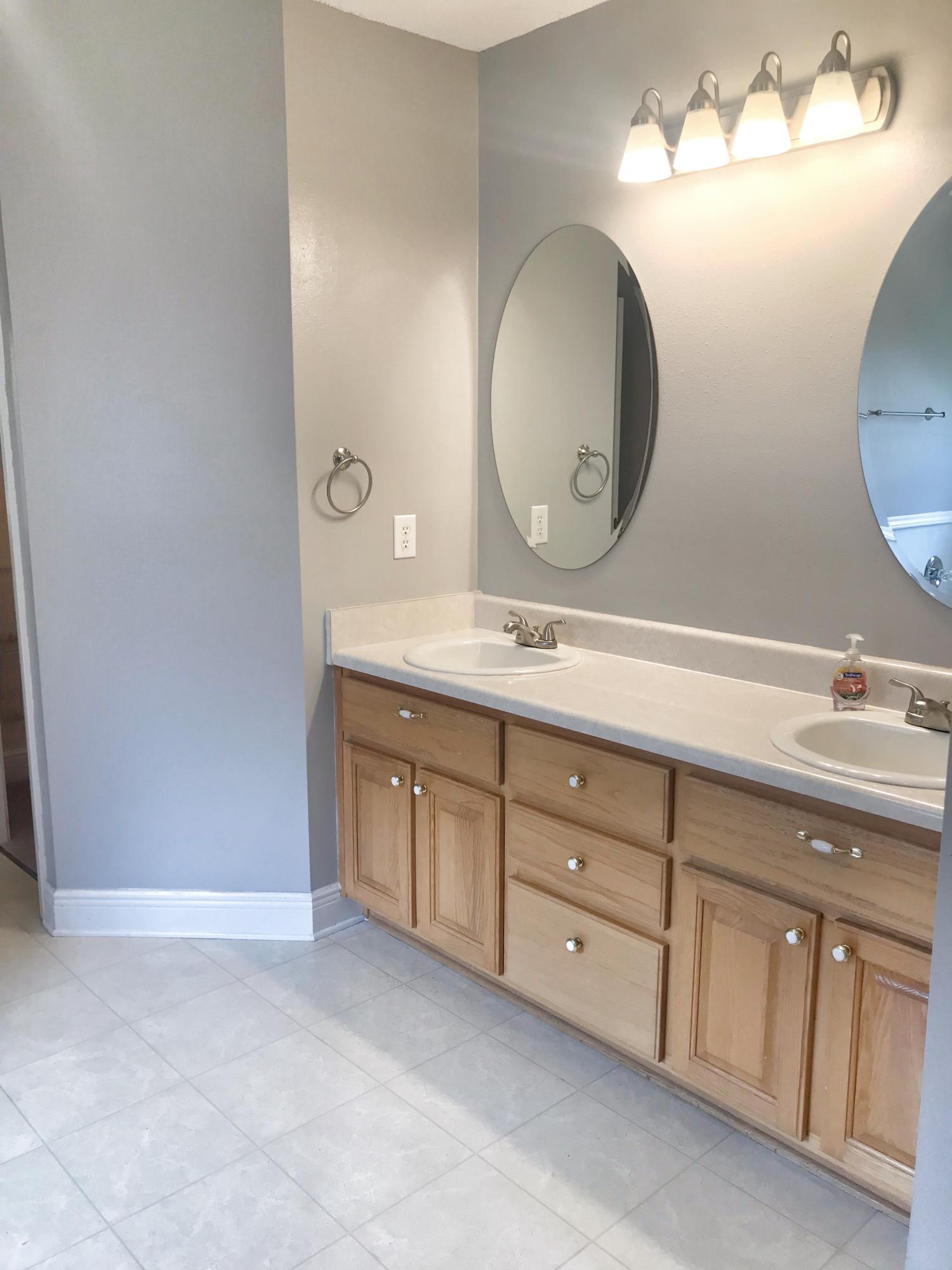 FOX VALLEY - Residential