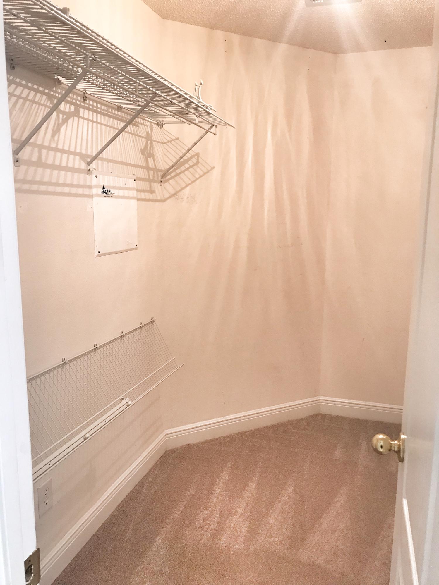 FOX VALLEY - Residential