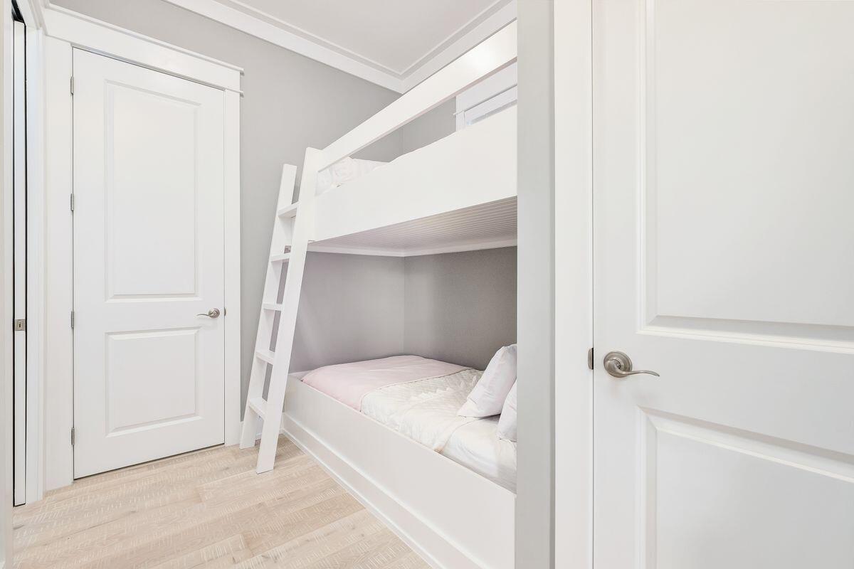 WHITES GULFVIEW ESTATES 2ND ADDN - Residential