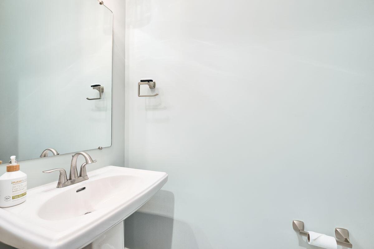 WHITES GULFVIEW ESTATES 2ND ADDN - Residential