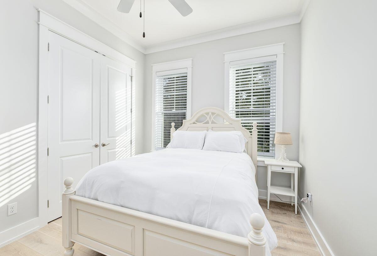 WHITES GULFVIEW ESTATES 2ND ADDN - Residential