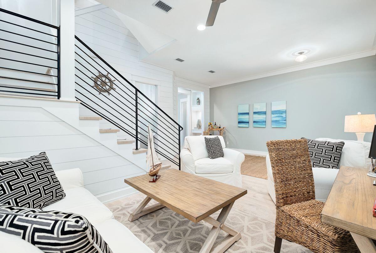 WHITES GULFVIEW ESTATES 2ND ADDN - Residential