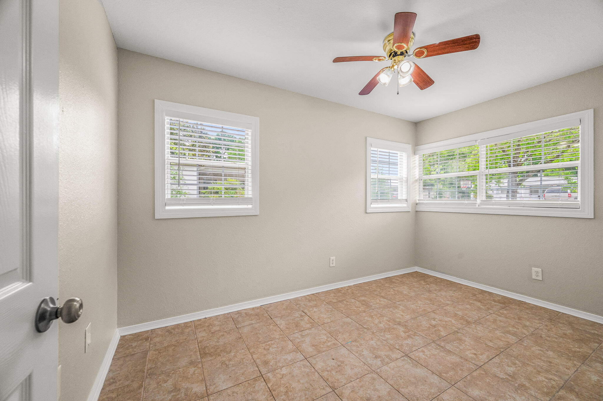 CRESTVIEW HEIGHTS - Residential