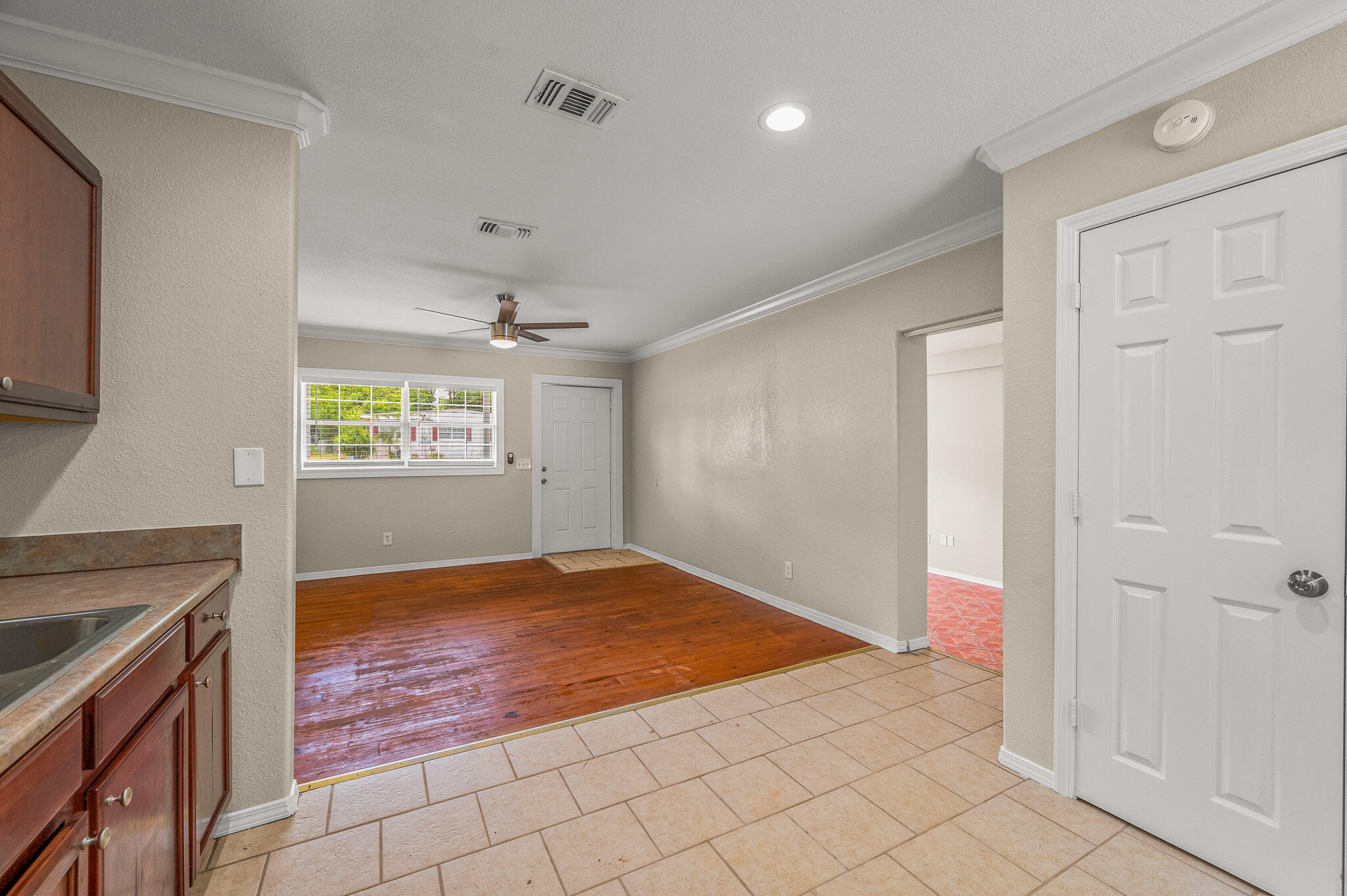 CRESTVIEW HEIGHTS - Residential