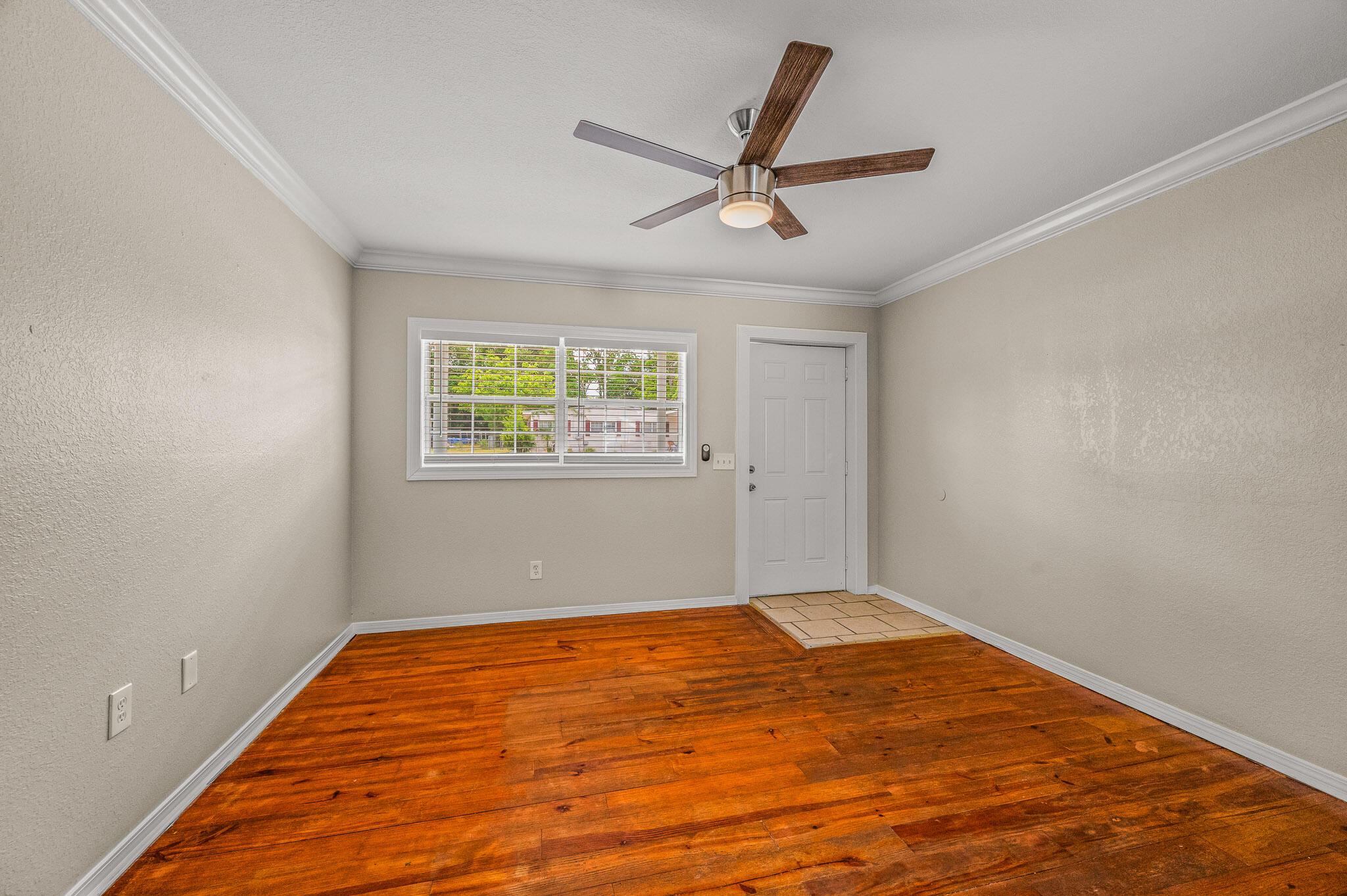 CRESTVIEW HEIGHTS - Residential