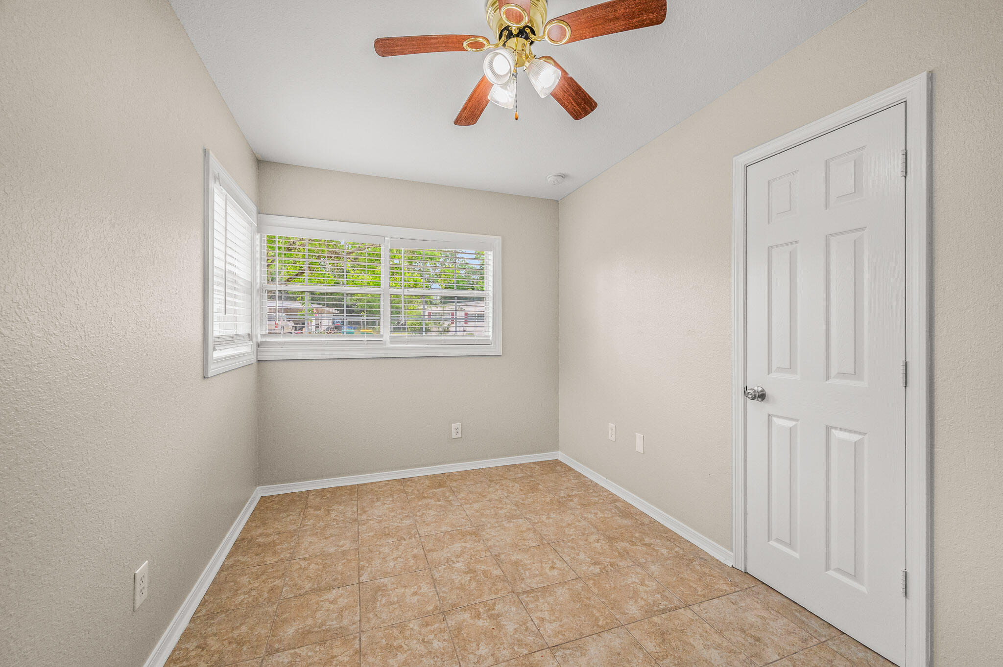 CRESTVIEW HEIGHTS - Residential