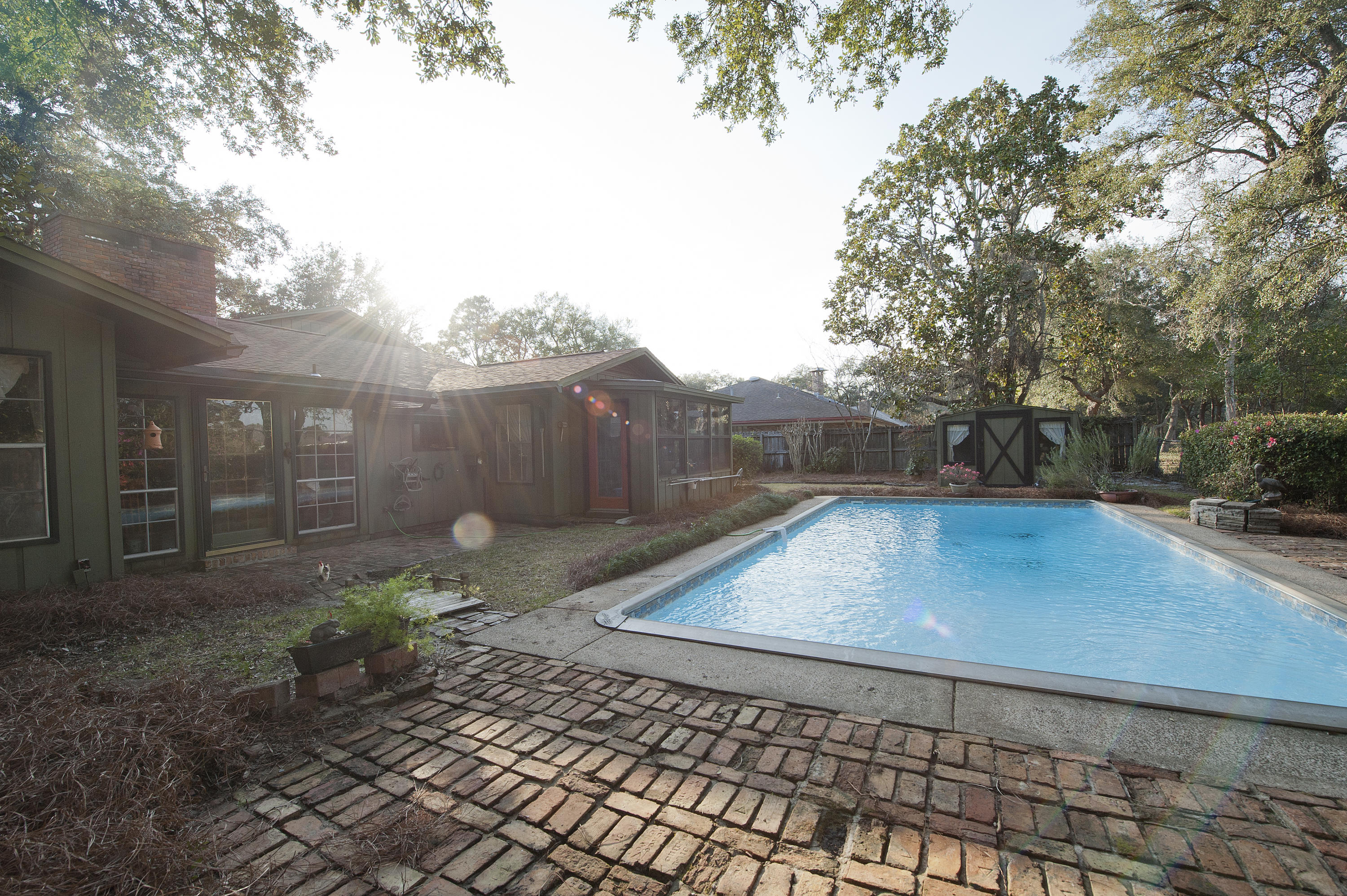 LAKE LORRAINE ESTATES - Residential