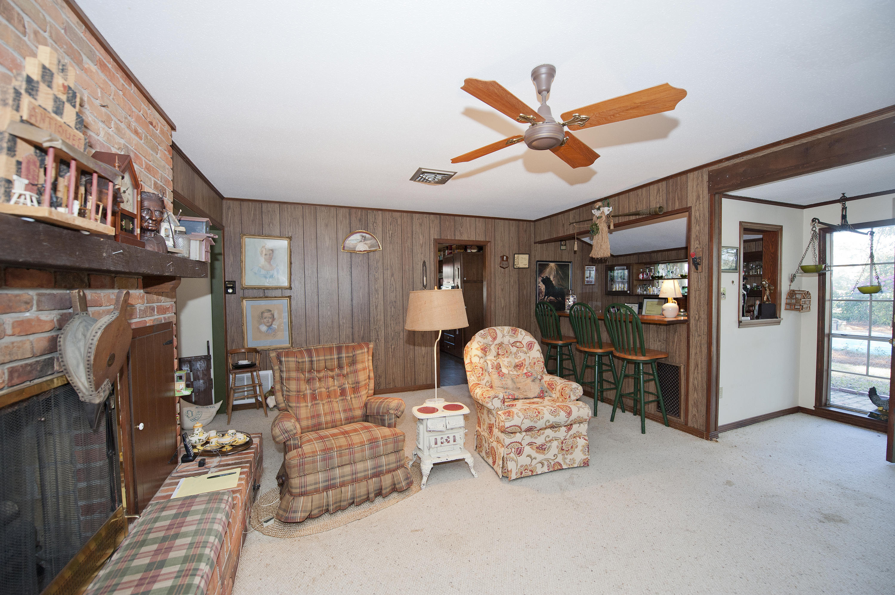 LAKE LORRAINE ESTATES - Residential