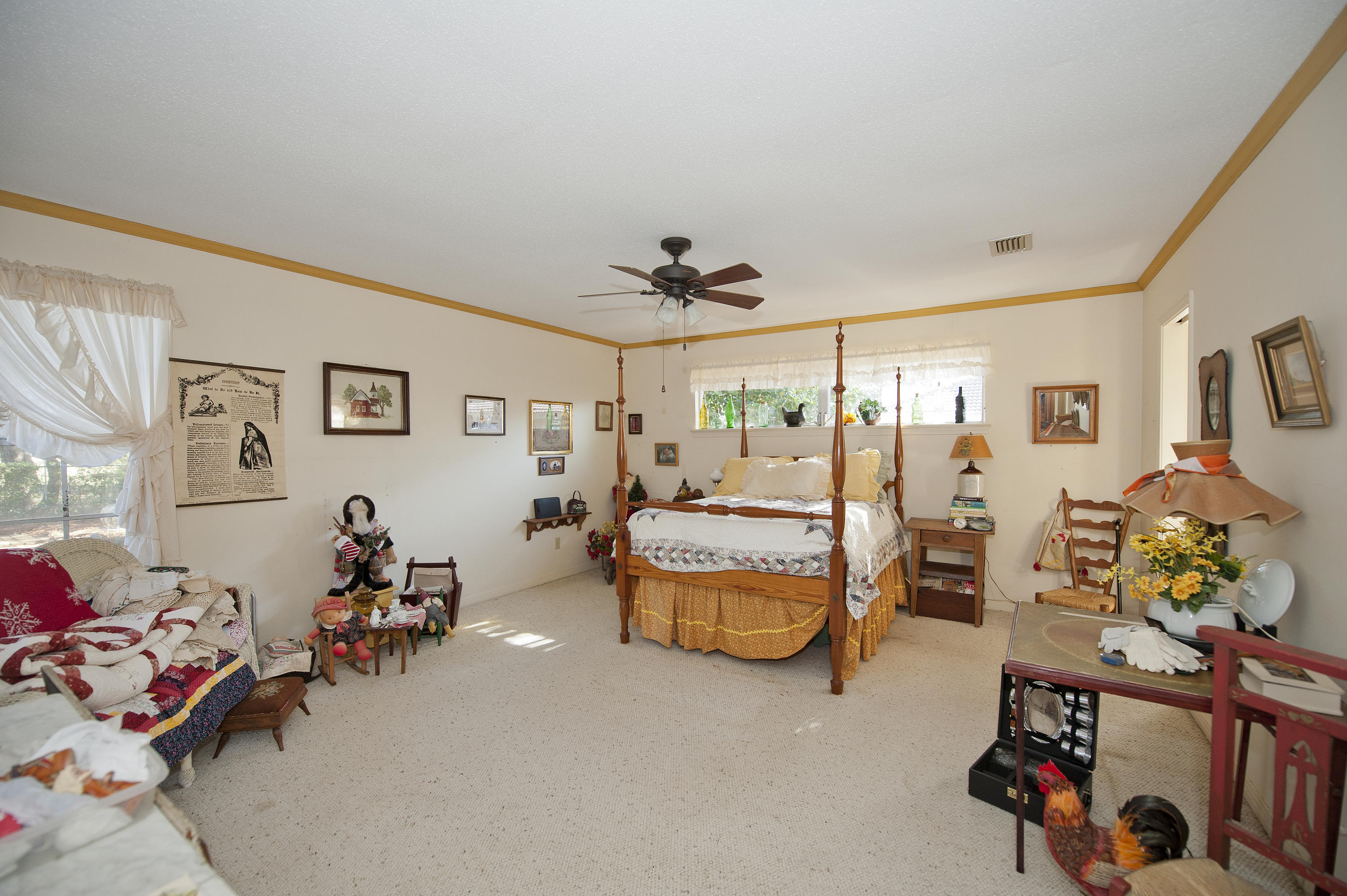 LAKE LORRAINE ESTATES - Residential