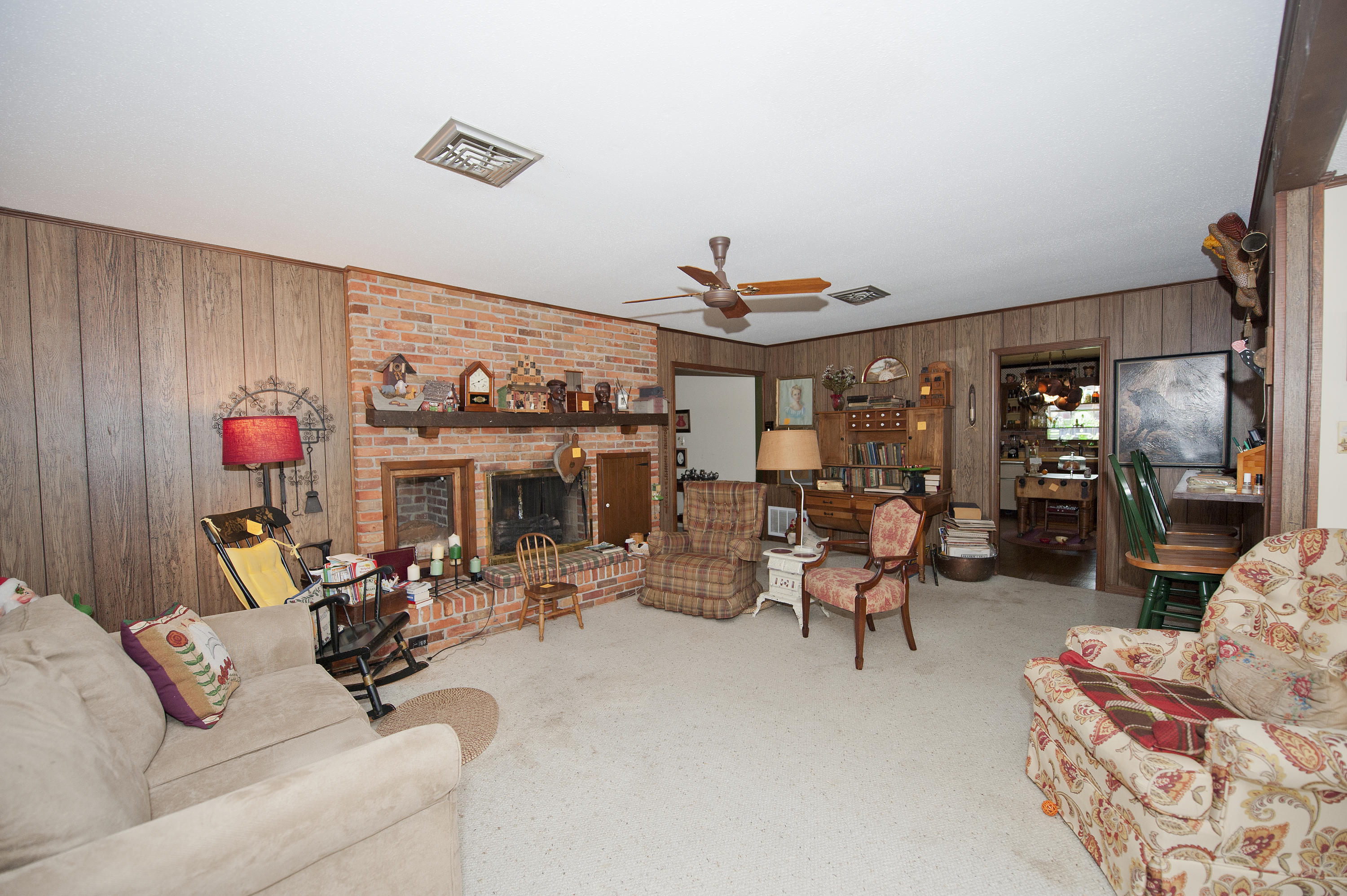 LAKE LORRAINE ESTATES - Residential