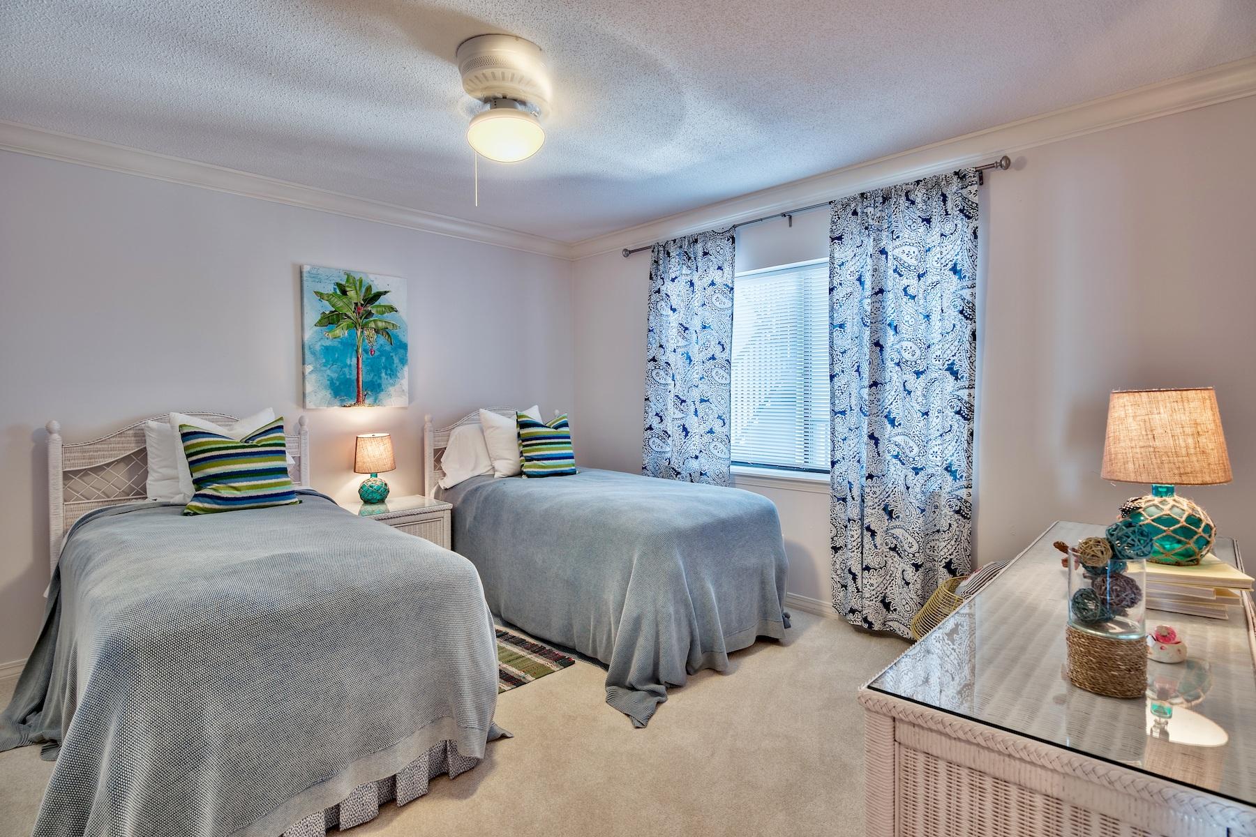 PALMS OF DUNE ALLEN CONDO - Residential