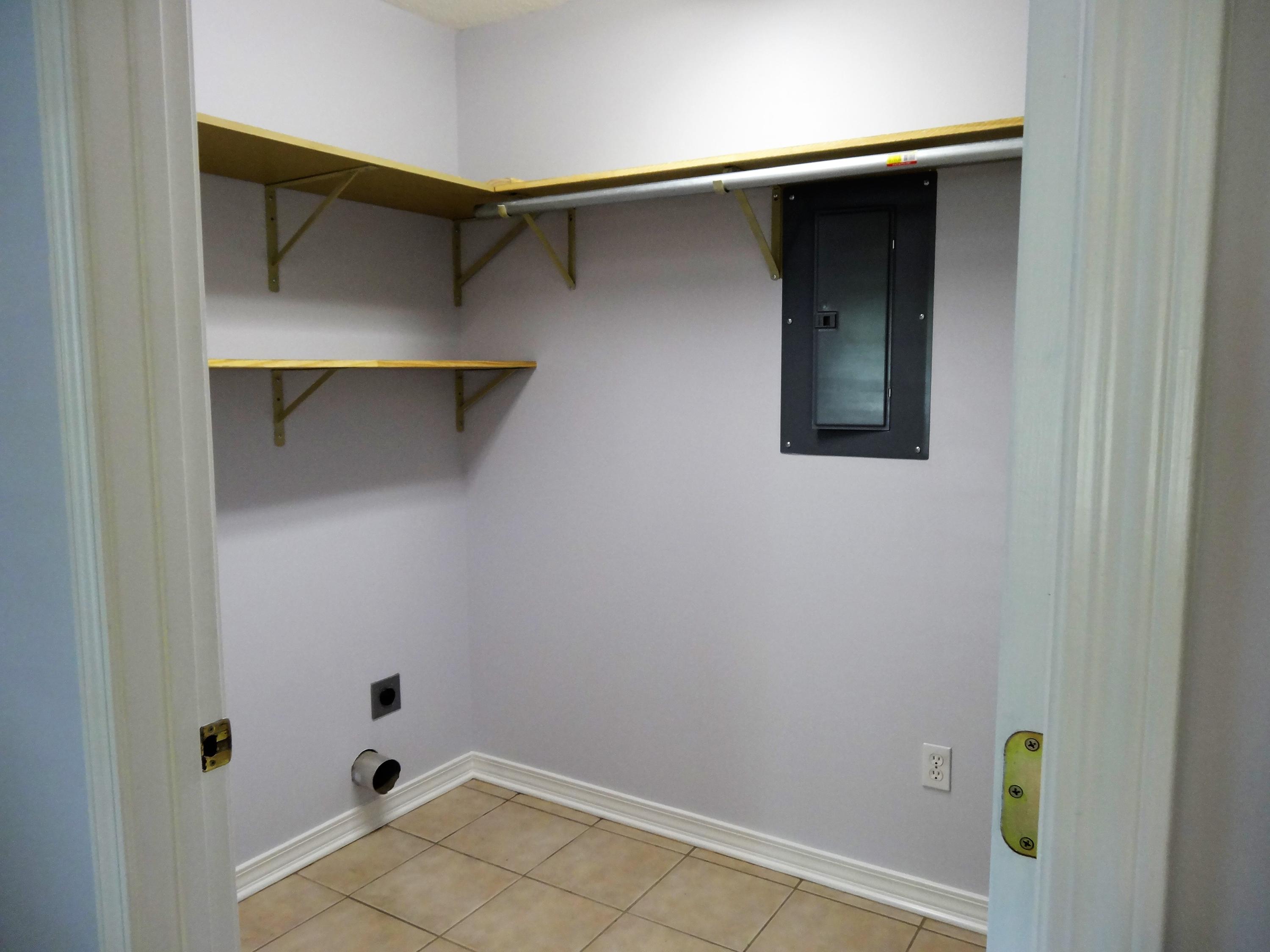 Elm Ave Properties Lot 3 - Residential