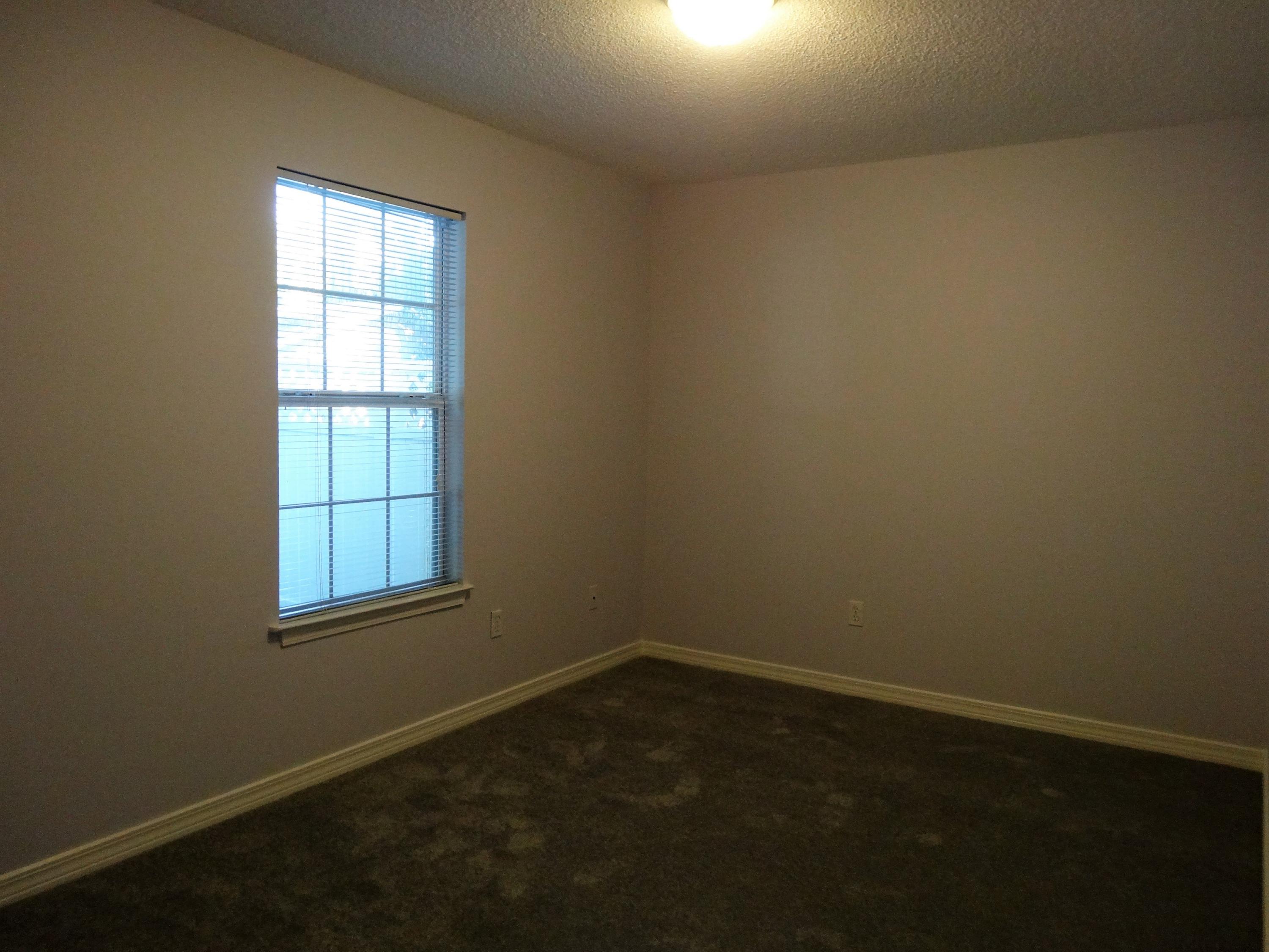 Elm Ave Properties Lot 3 - Residential