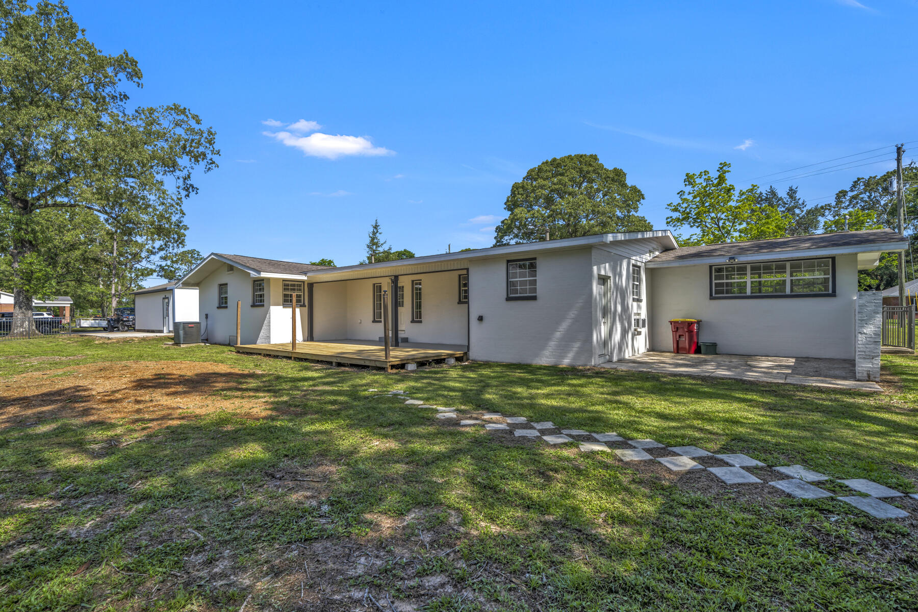 ADAMS POWELL - Residential