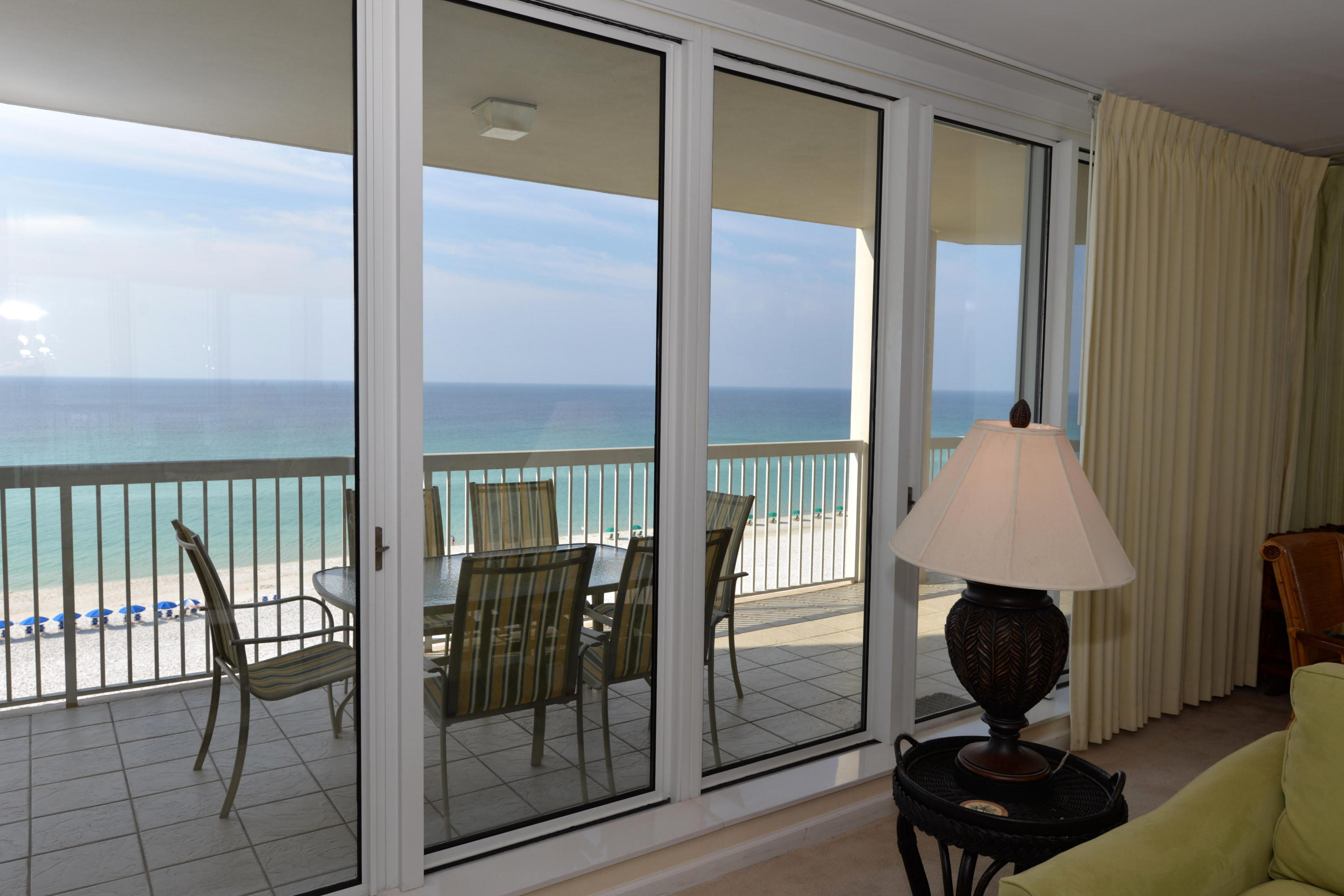 SILVER BEACH TOWERS - Residential