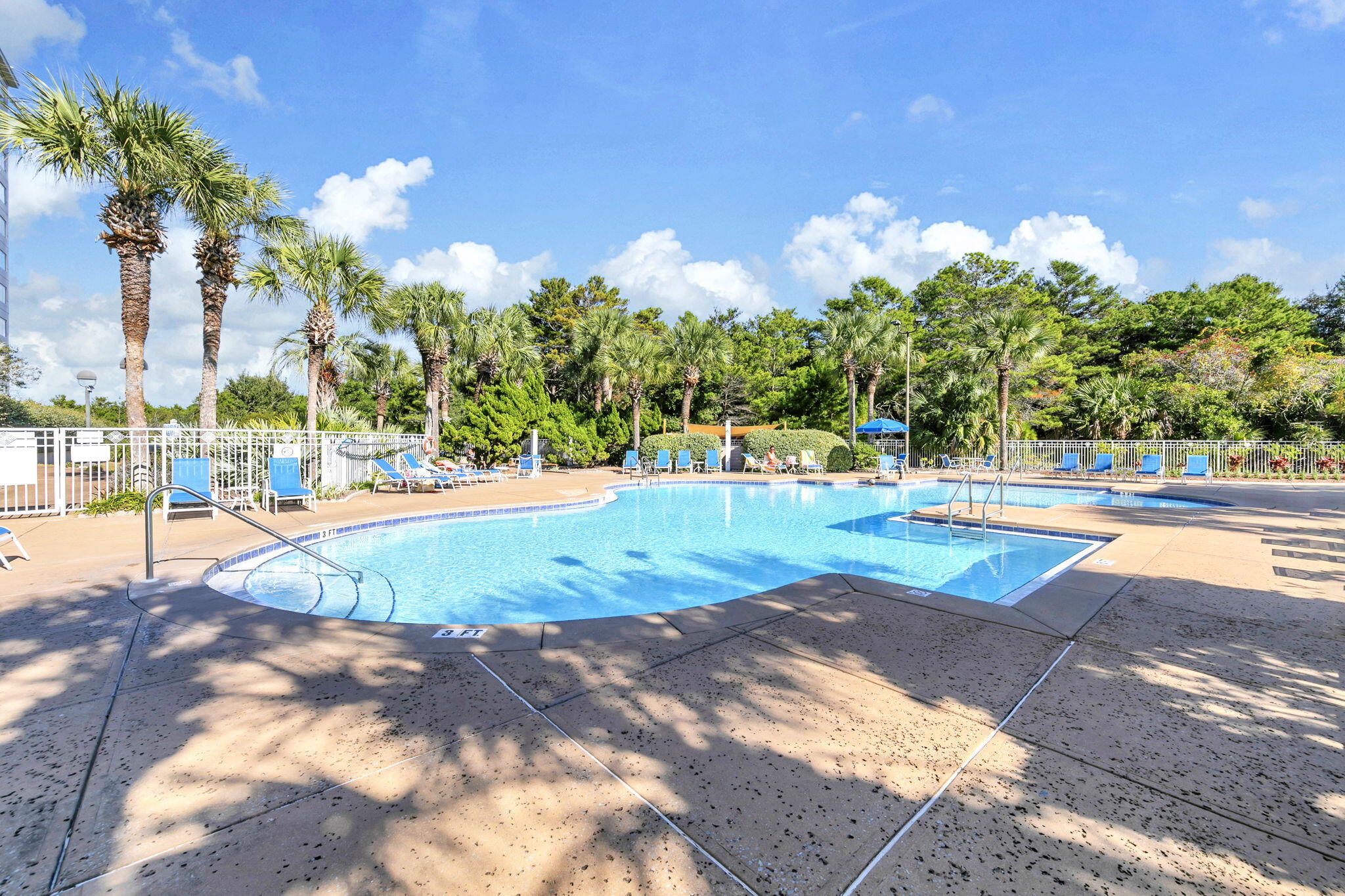 SUMMIT AT TOPS'L (THE) - Residential