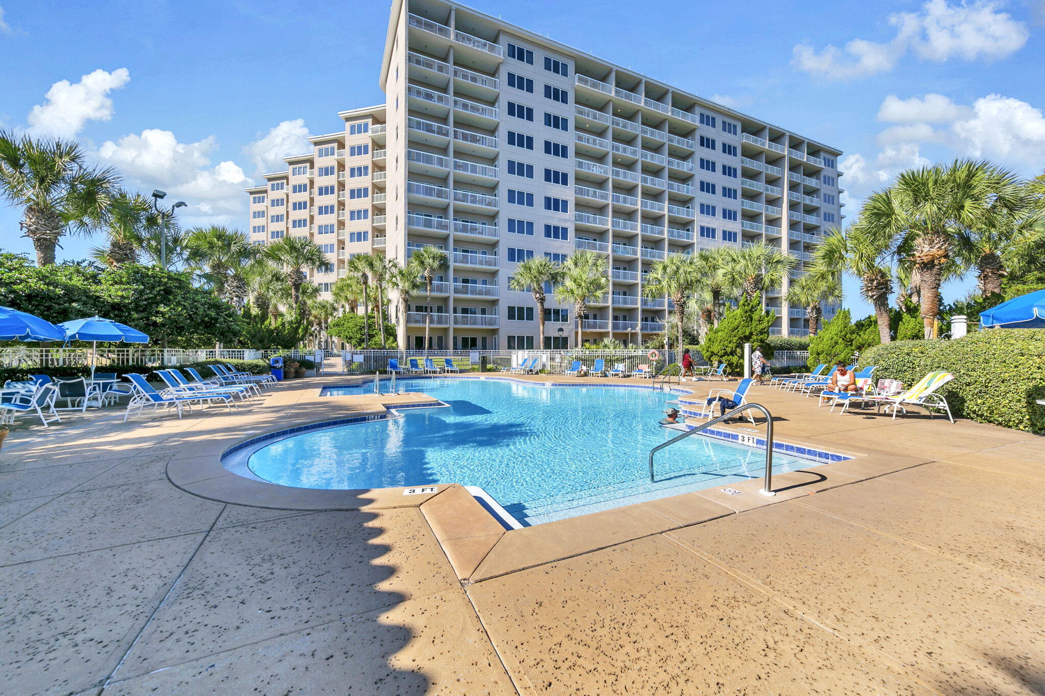 SUMMIT AT TOPS'L (THE) - Residential