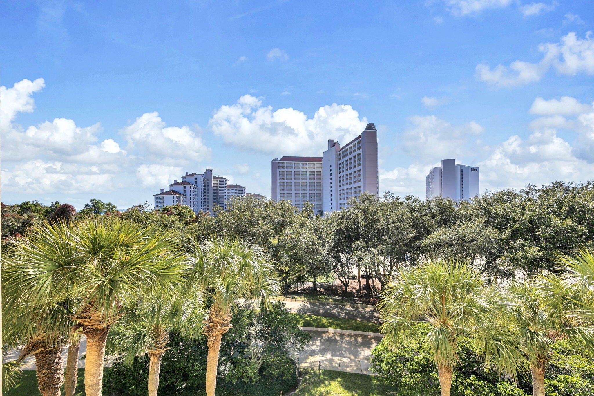 SUMMIT AT TOPS'L (THE) - Residential