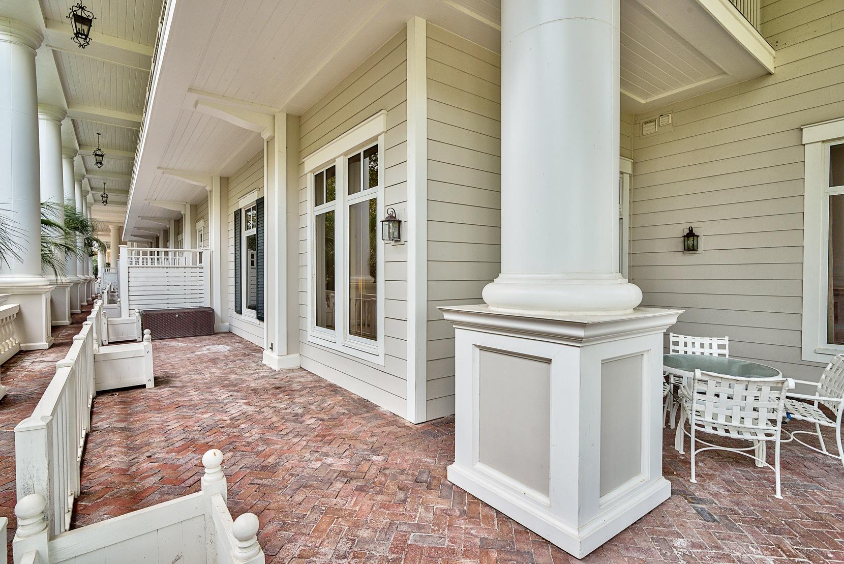 GRAND SANDESTIN - Residential