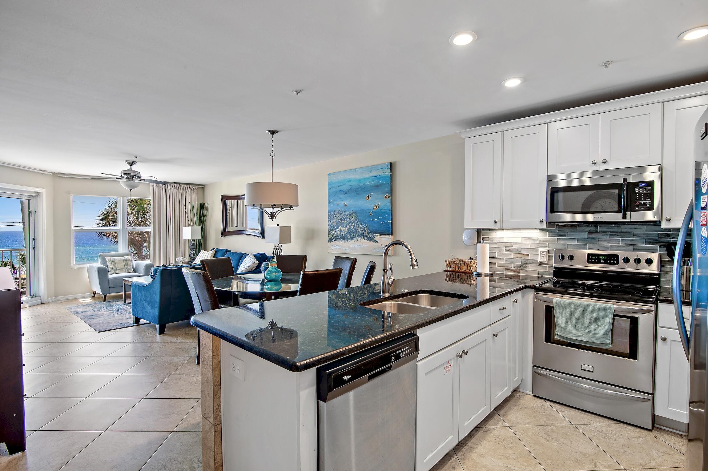 MARAVILLA CONDO 1 - Residential