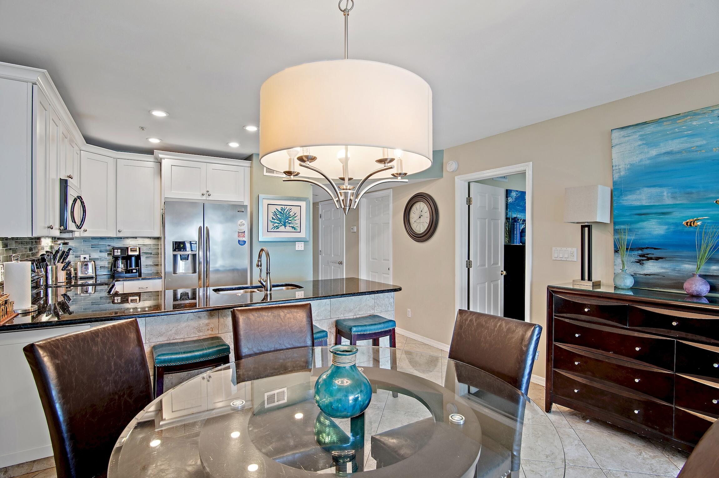 MARAVILLA CONDO 1 - Residential