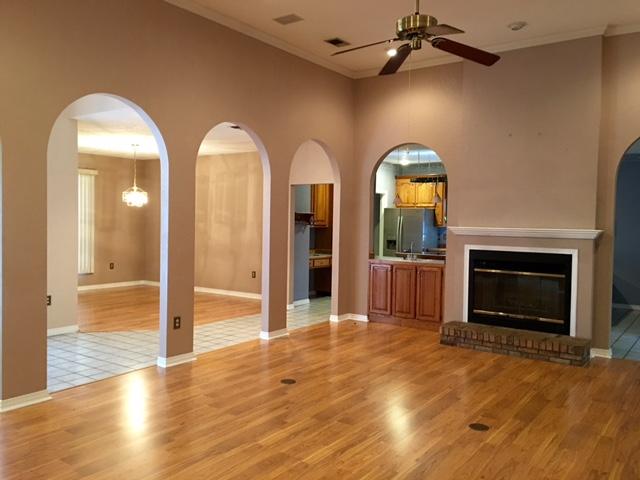 ADAMS POWELL - Residential Lease