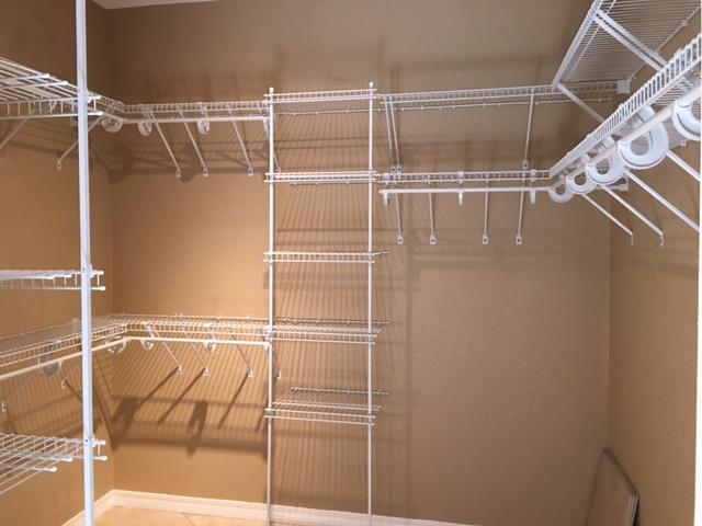 ADAMS POWELL - Residential Lease