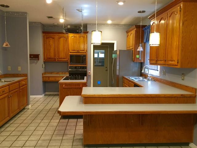 ADAMS POWELL - Residential Lease