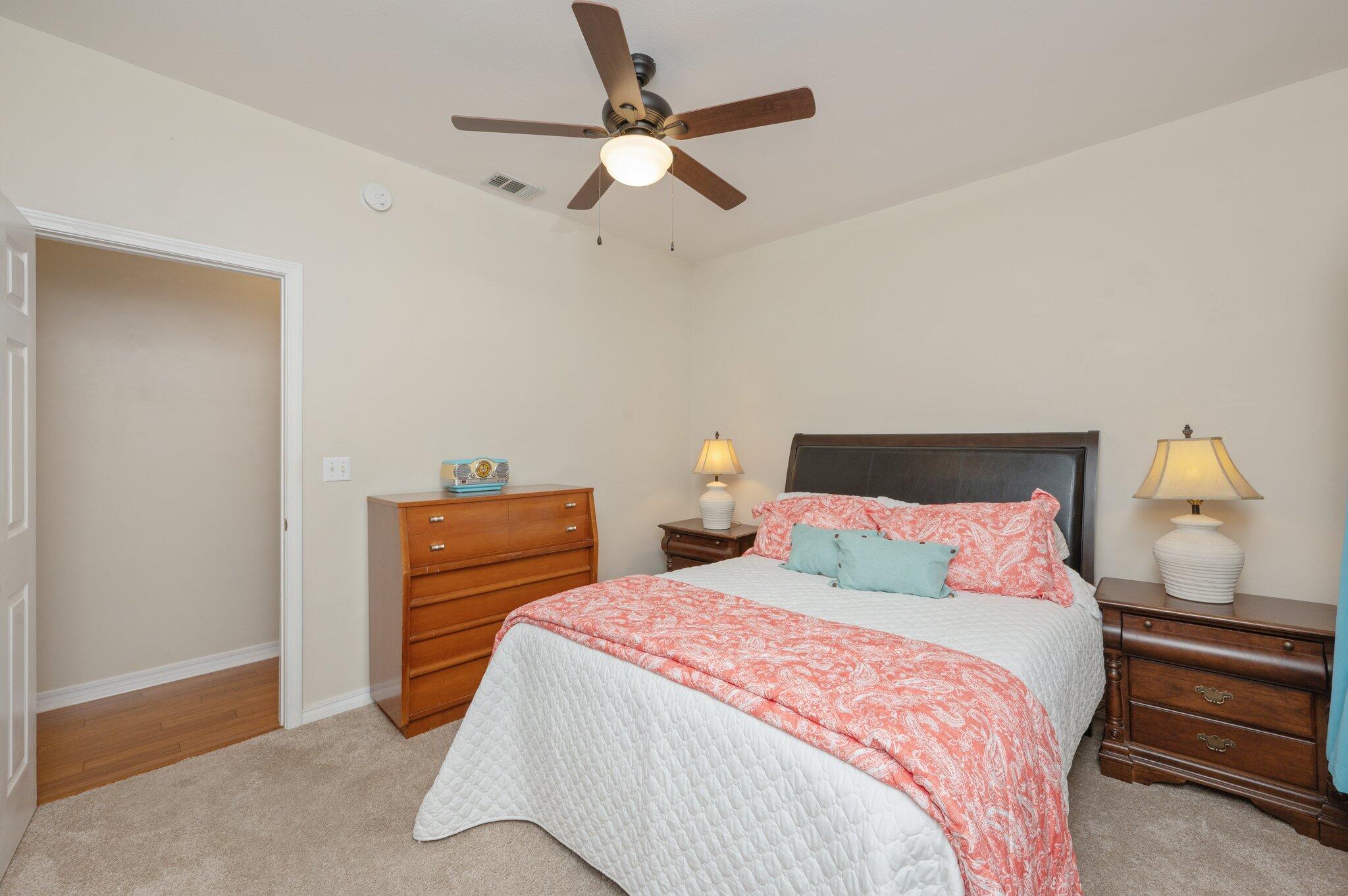 SHADOW OAK S/D - Residential