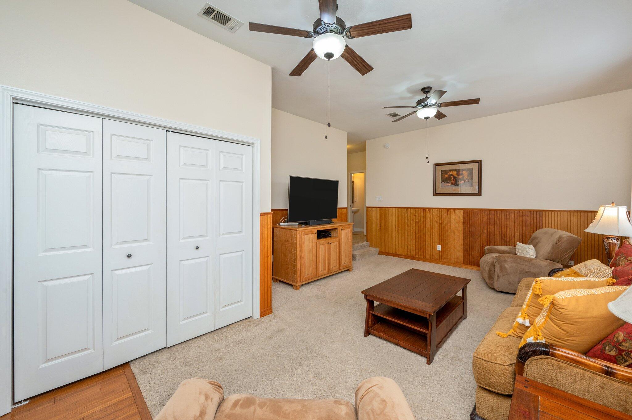 SHADOW OAK S/D - Residential