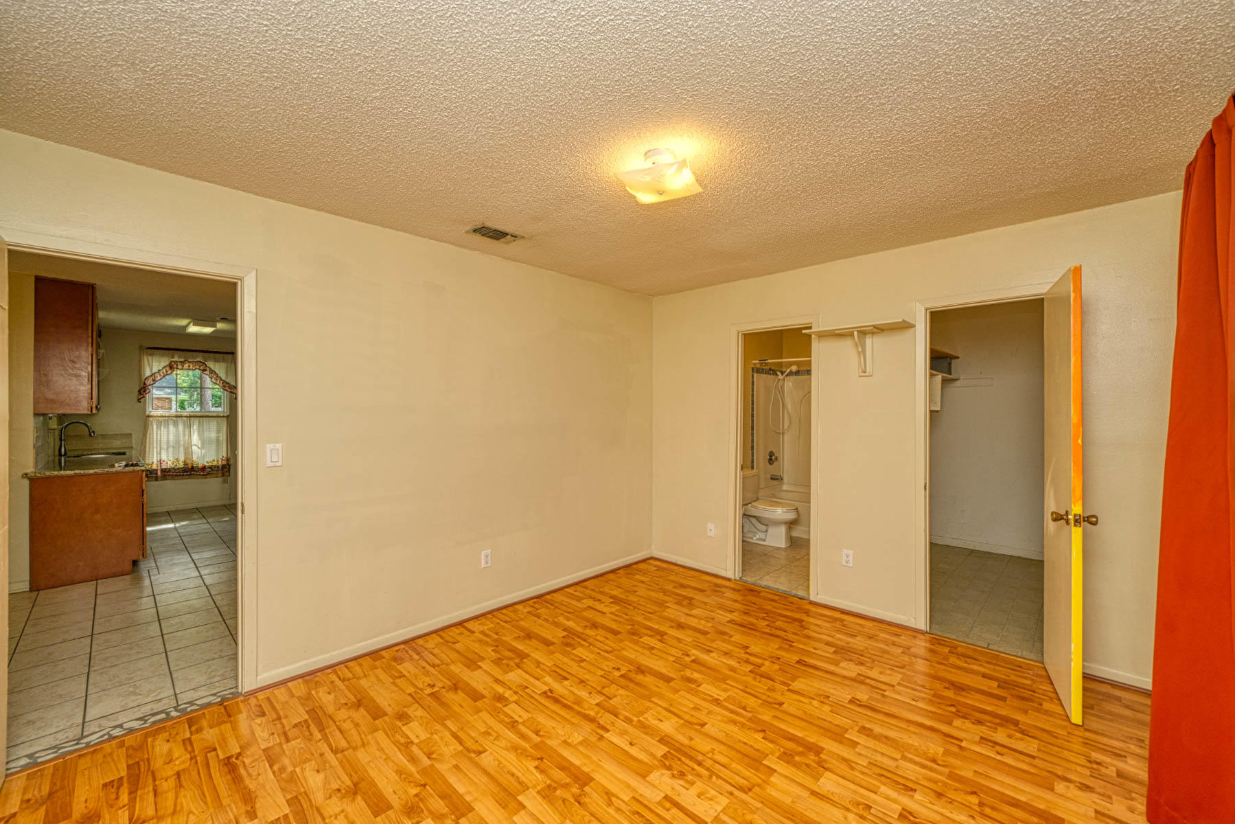 CREEKSIDE 2 - Residential