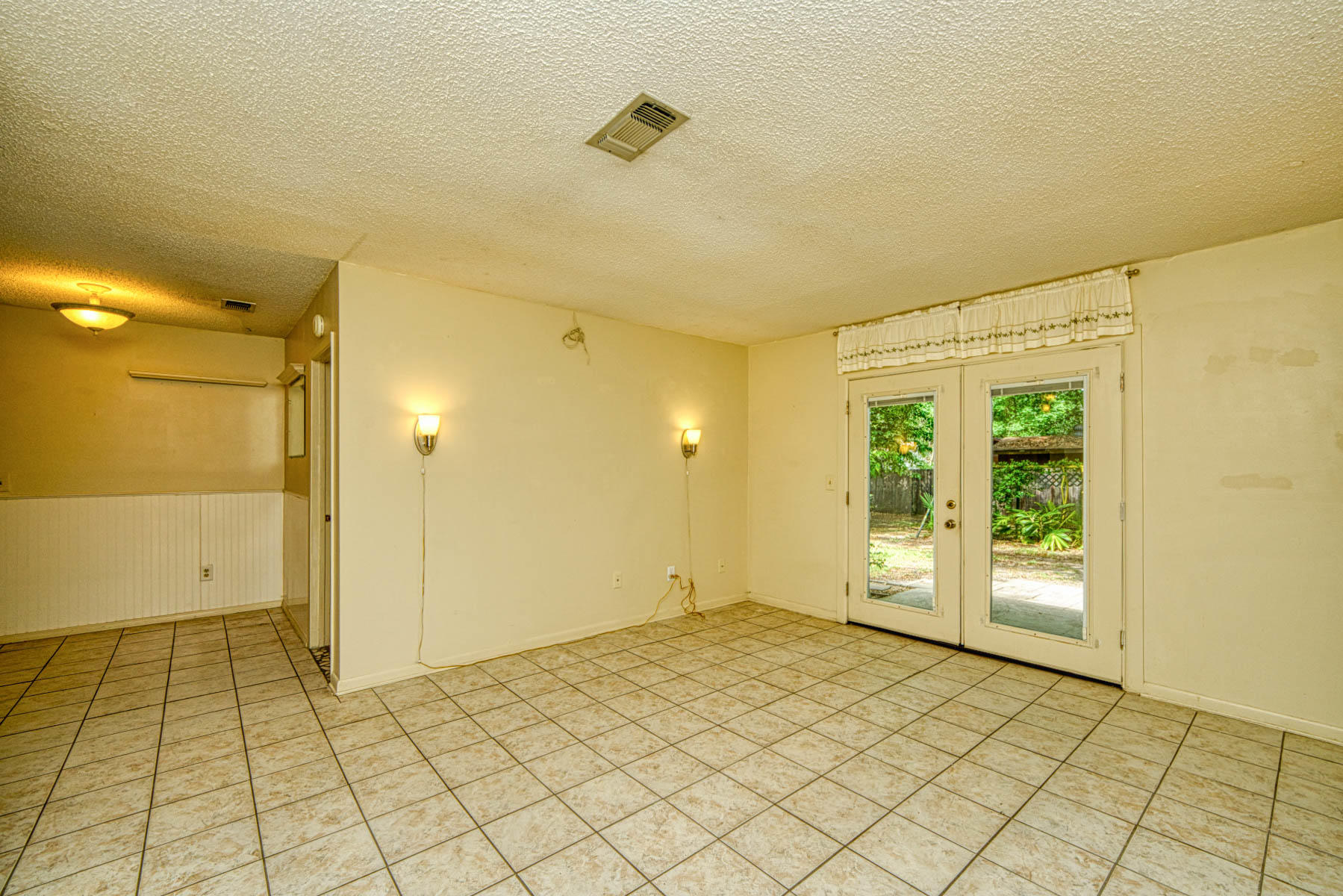 CREEKSIDE 2 - Residential