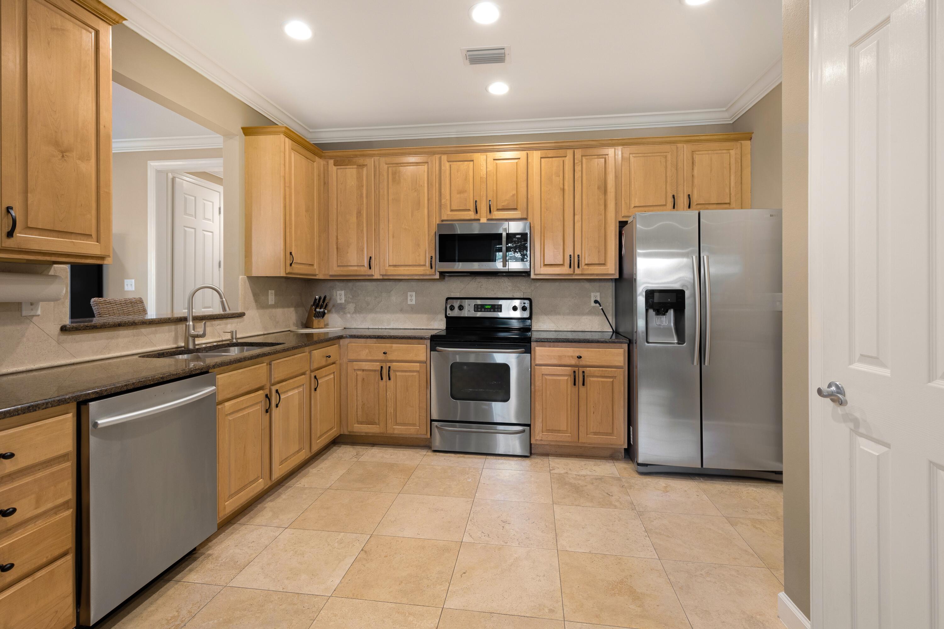 CRYSTAL LAKE II AT SANDESTIN - Residential