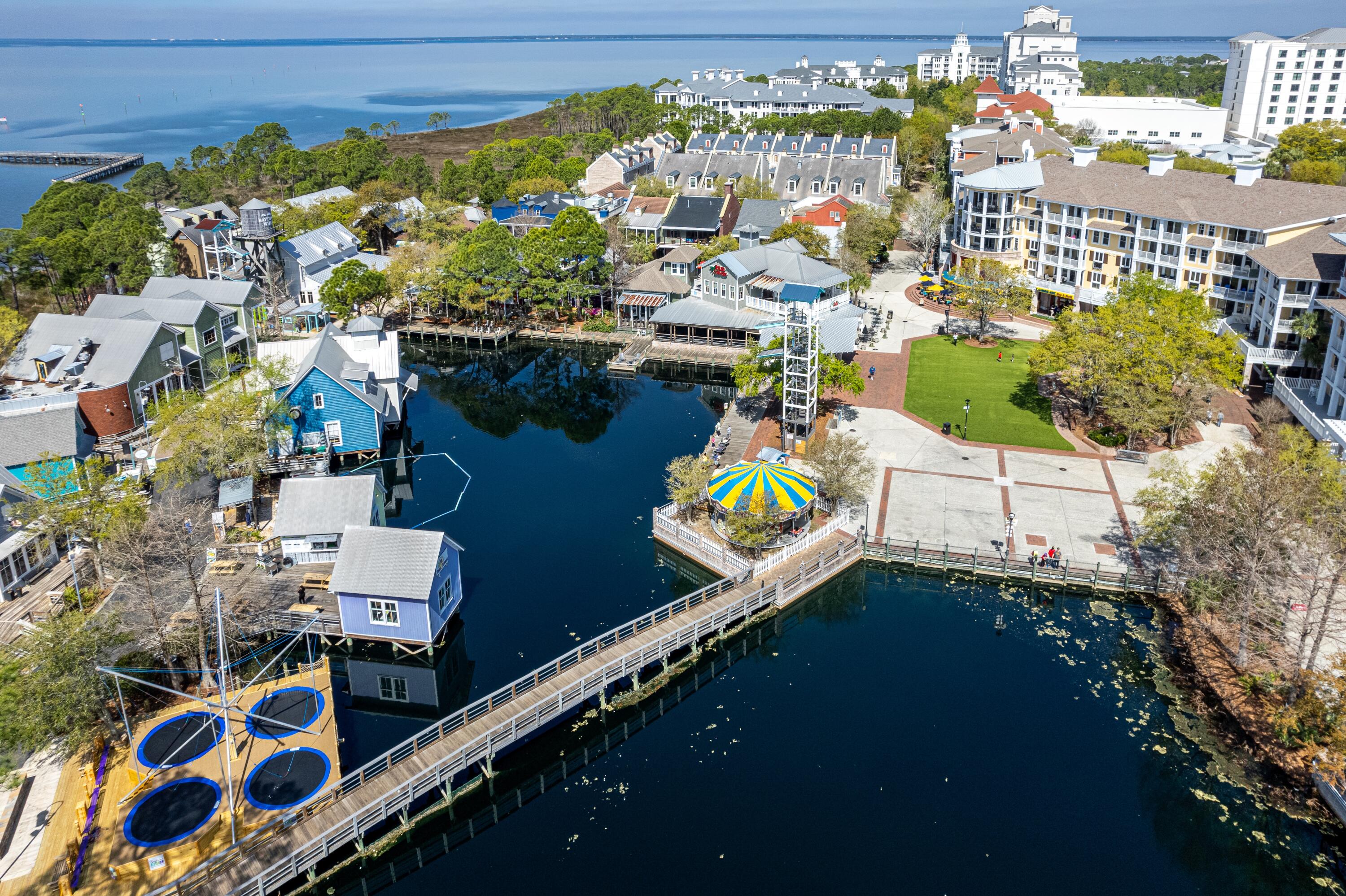 CRYSTAL LAKE II AT SANDESTIN - Residential
