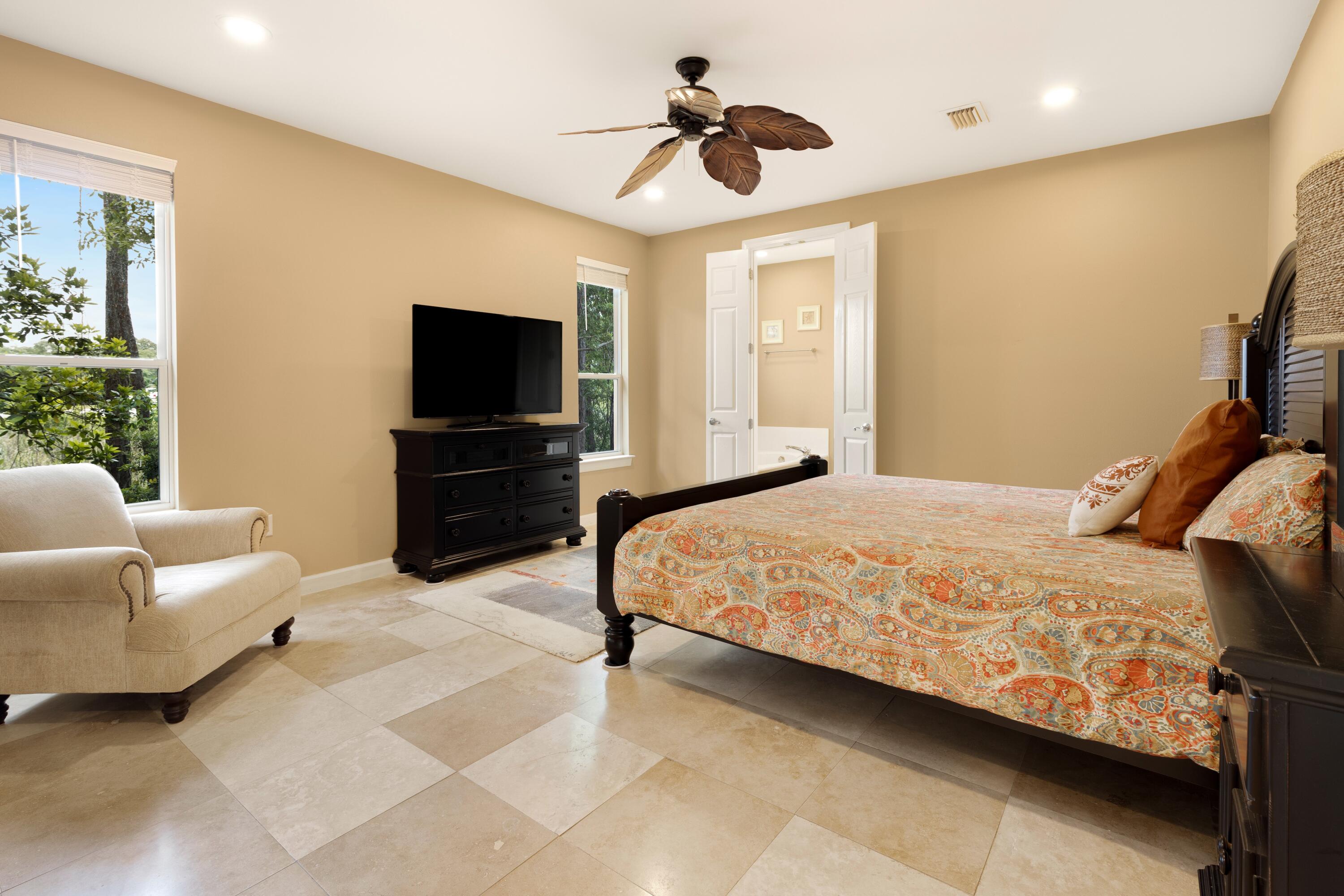 CRYSTAL LAKE II AT SANDESTIN - Residential