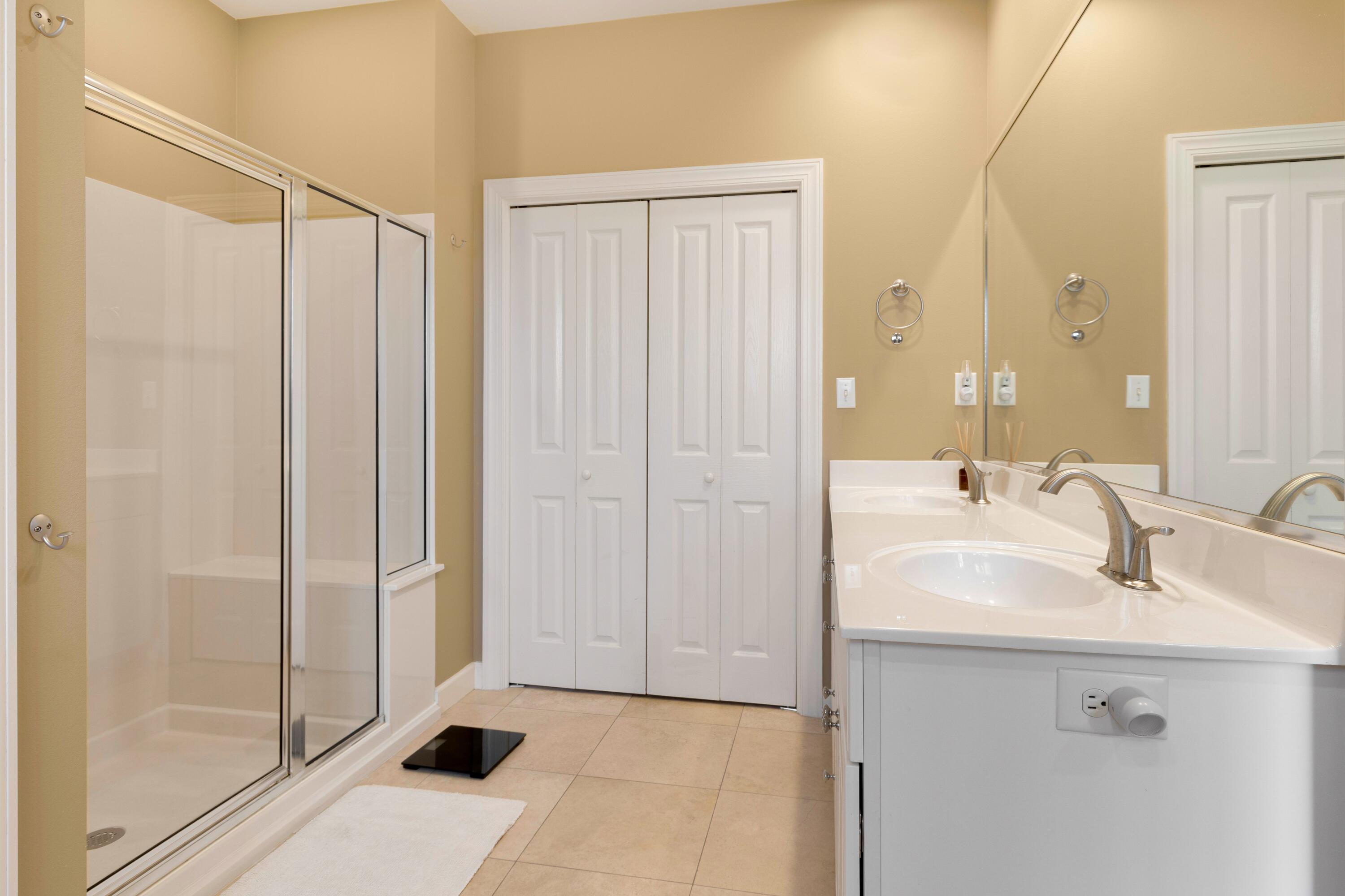 CRYSTAL LAKE II AT SANDESTIN - Residential