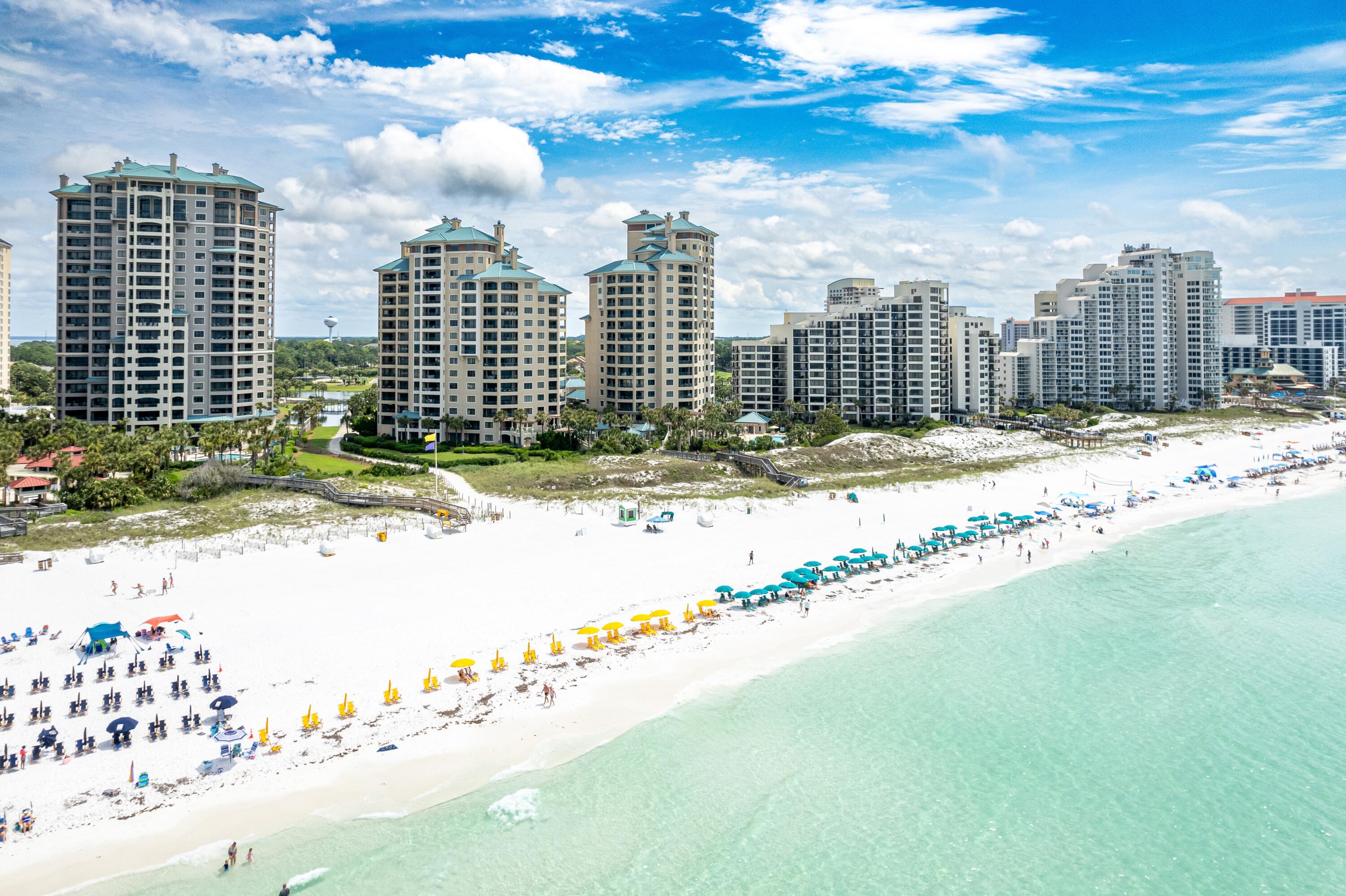 CRYSTAL LAKE II AT SANDESTIN - Residential