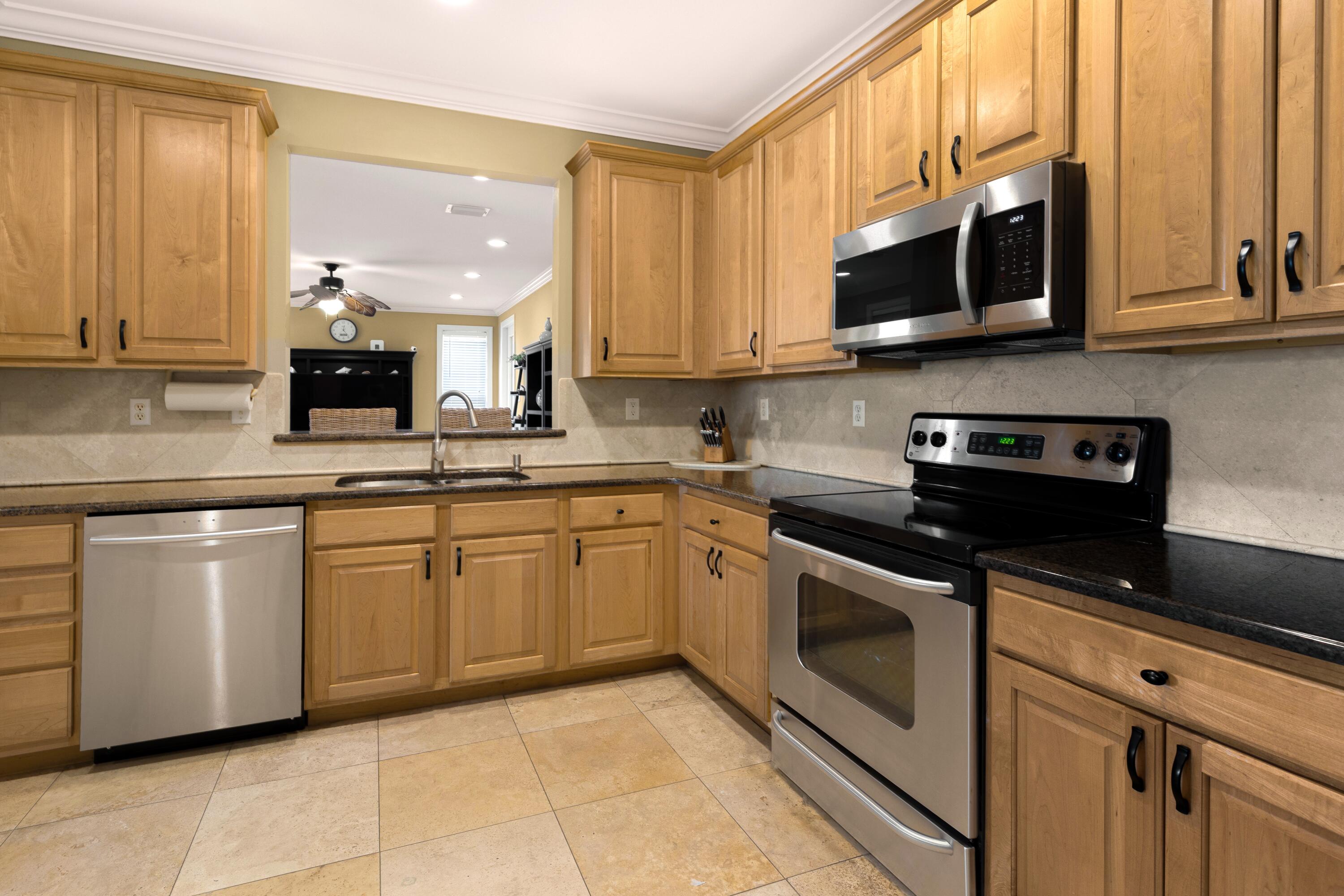 CRYSTAL LAKE II AT SANDESTIN - Residential