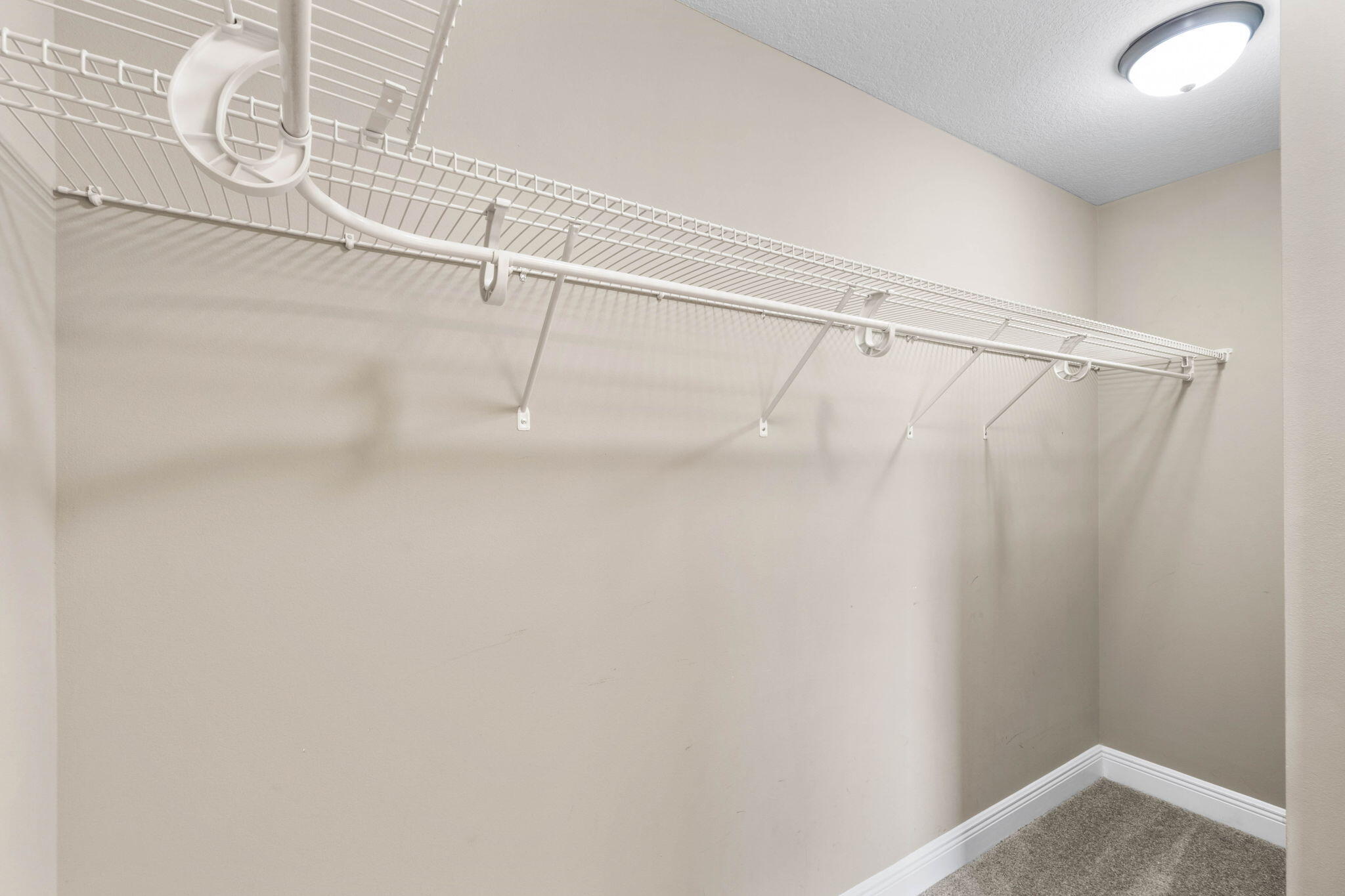 CASA LOMA S/D 1ST ADDN - Residential Lease