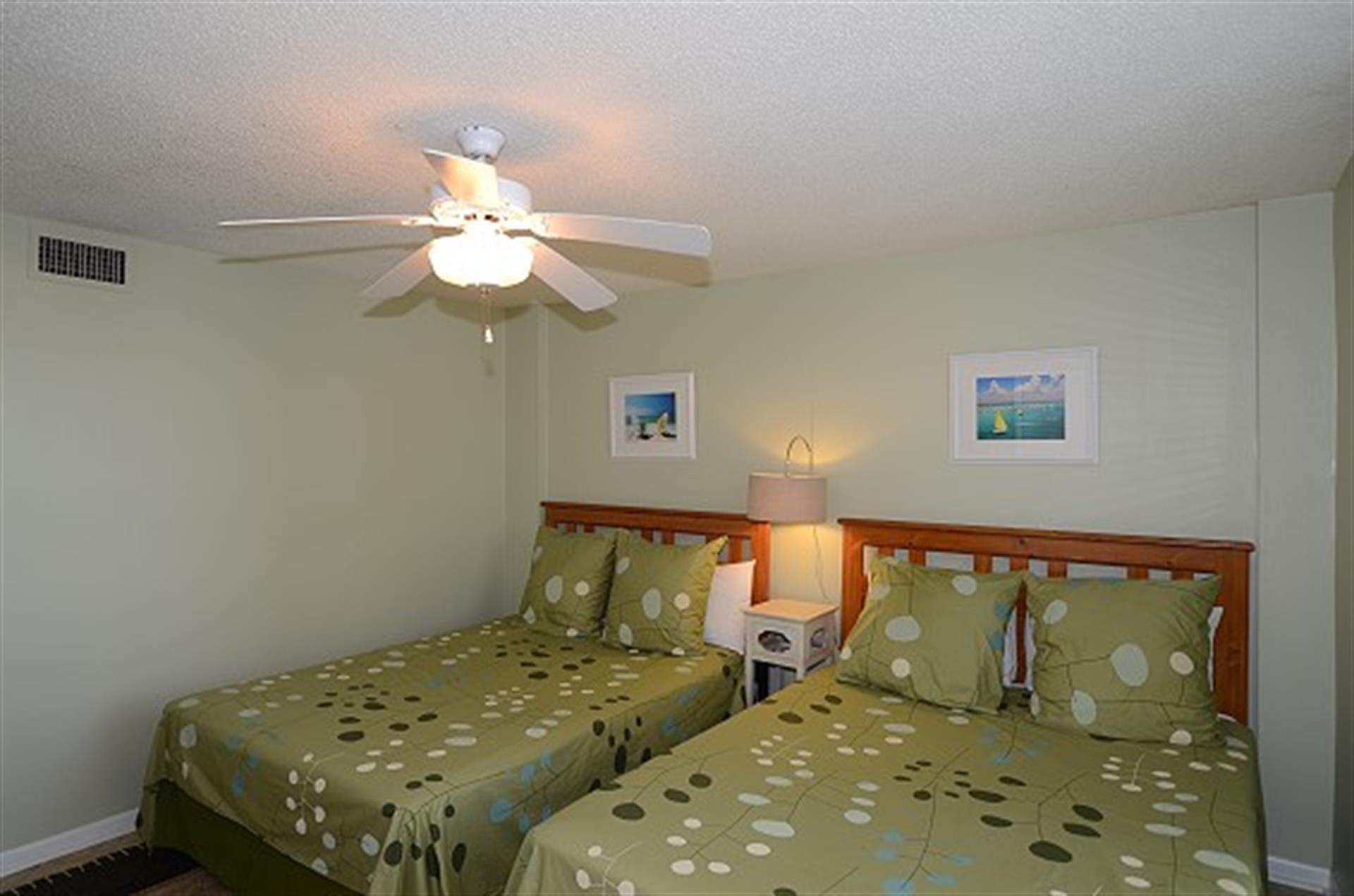 SHORELINE TOWERS 1 - Residential