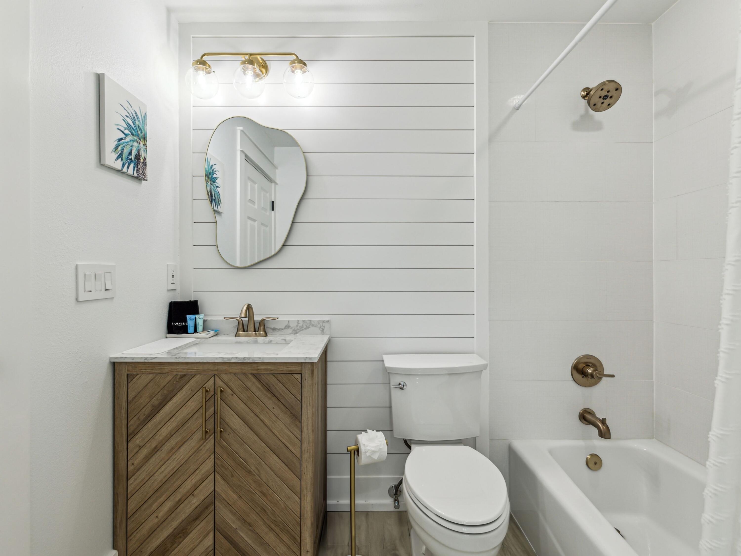 GRAYTON COVE - Residential