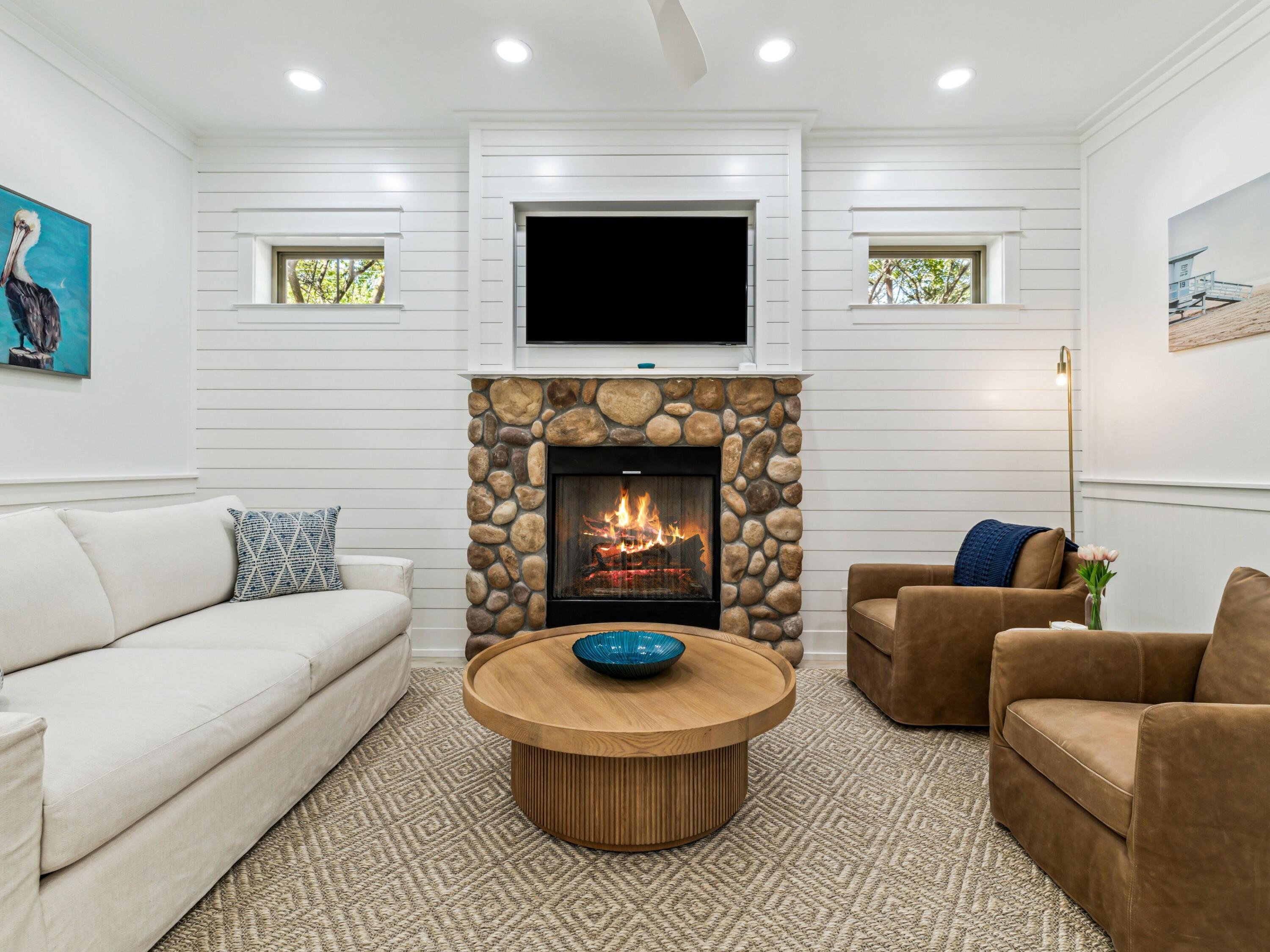 GRAYTON COVE - Residential