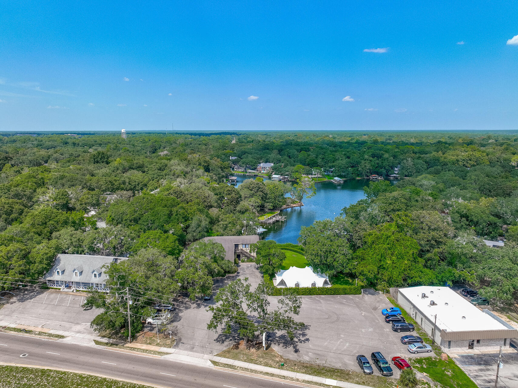 MAGNOLIA MANOR - Land