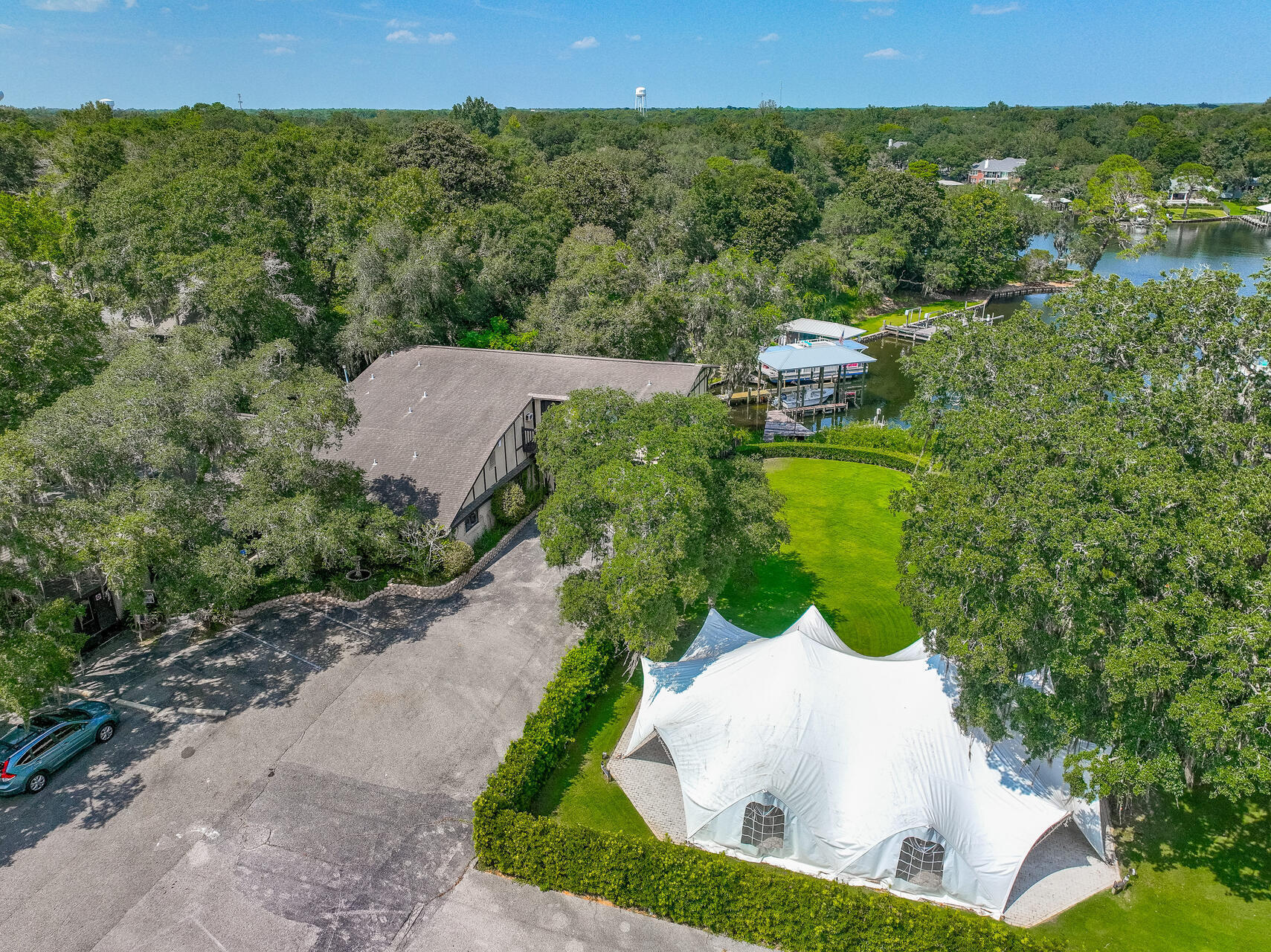 MAGNOLIA MANOR - Land