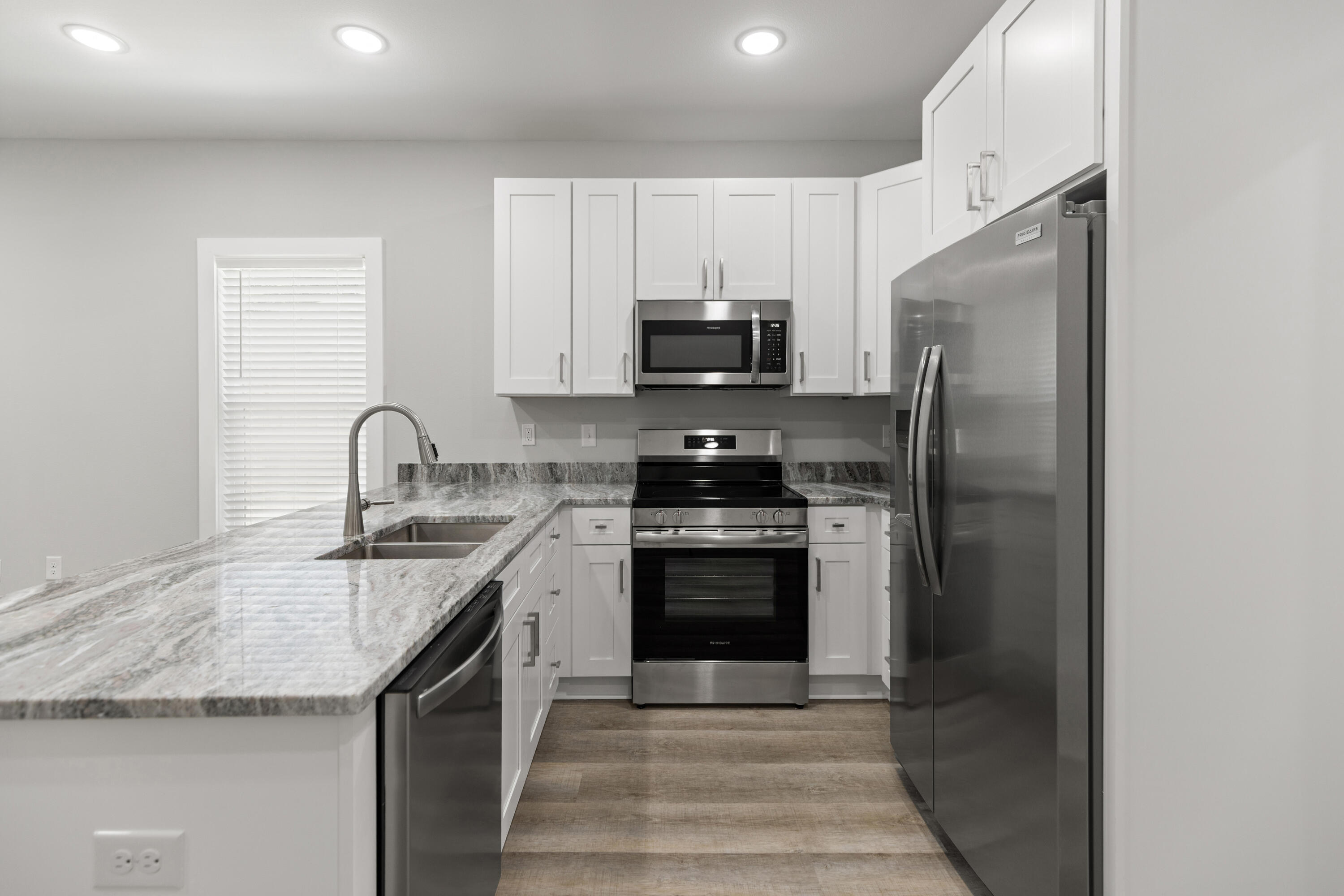 165 South - Residential Lease