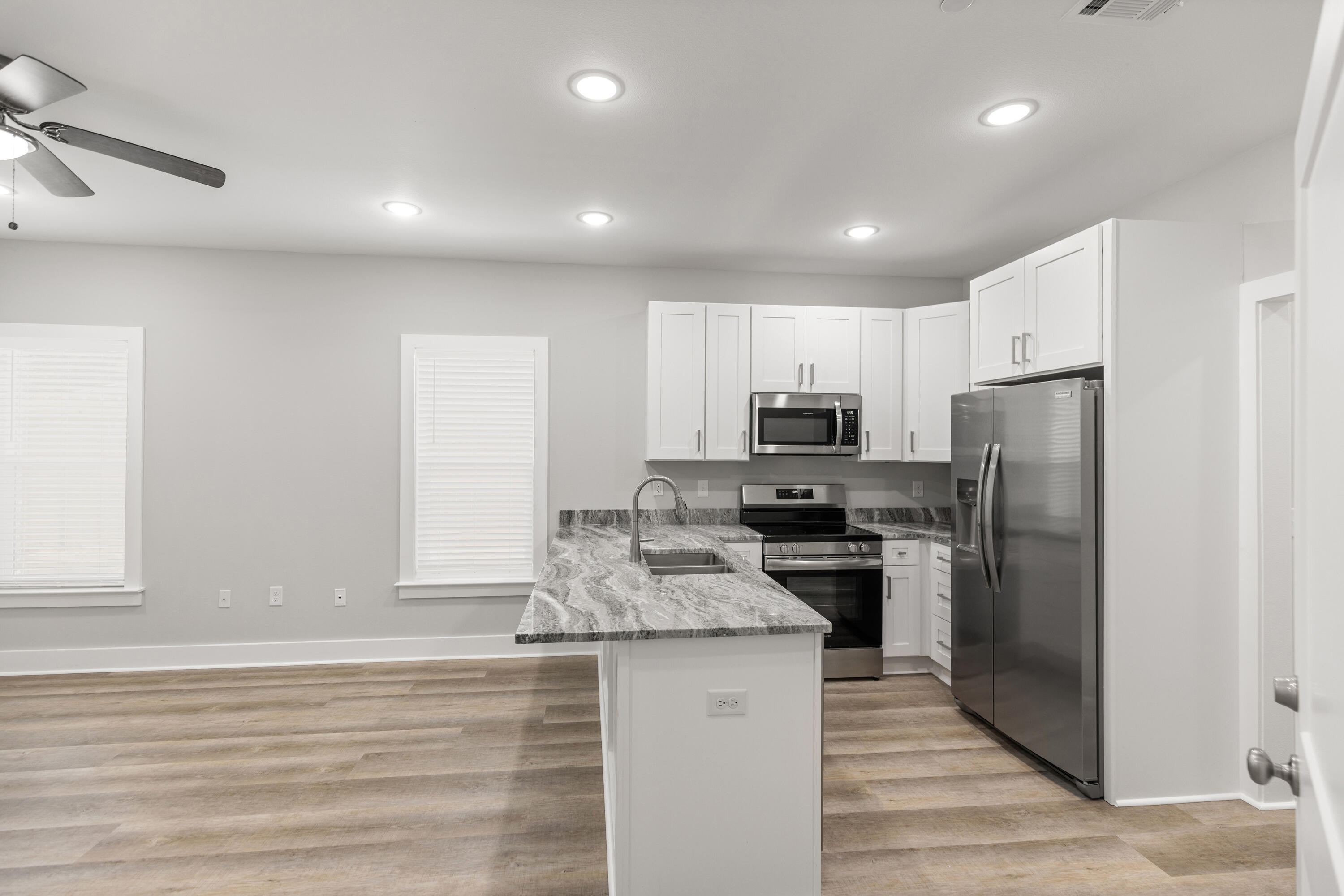 165 South - Residential Lease