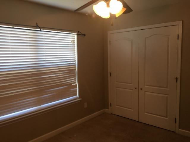 Oakleaf Estates - Residential Lease