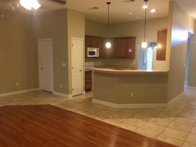 Oakleaf Estates - Residential Lease