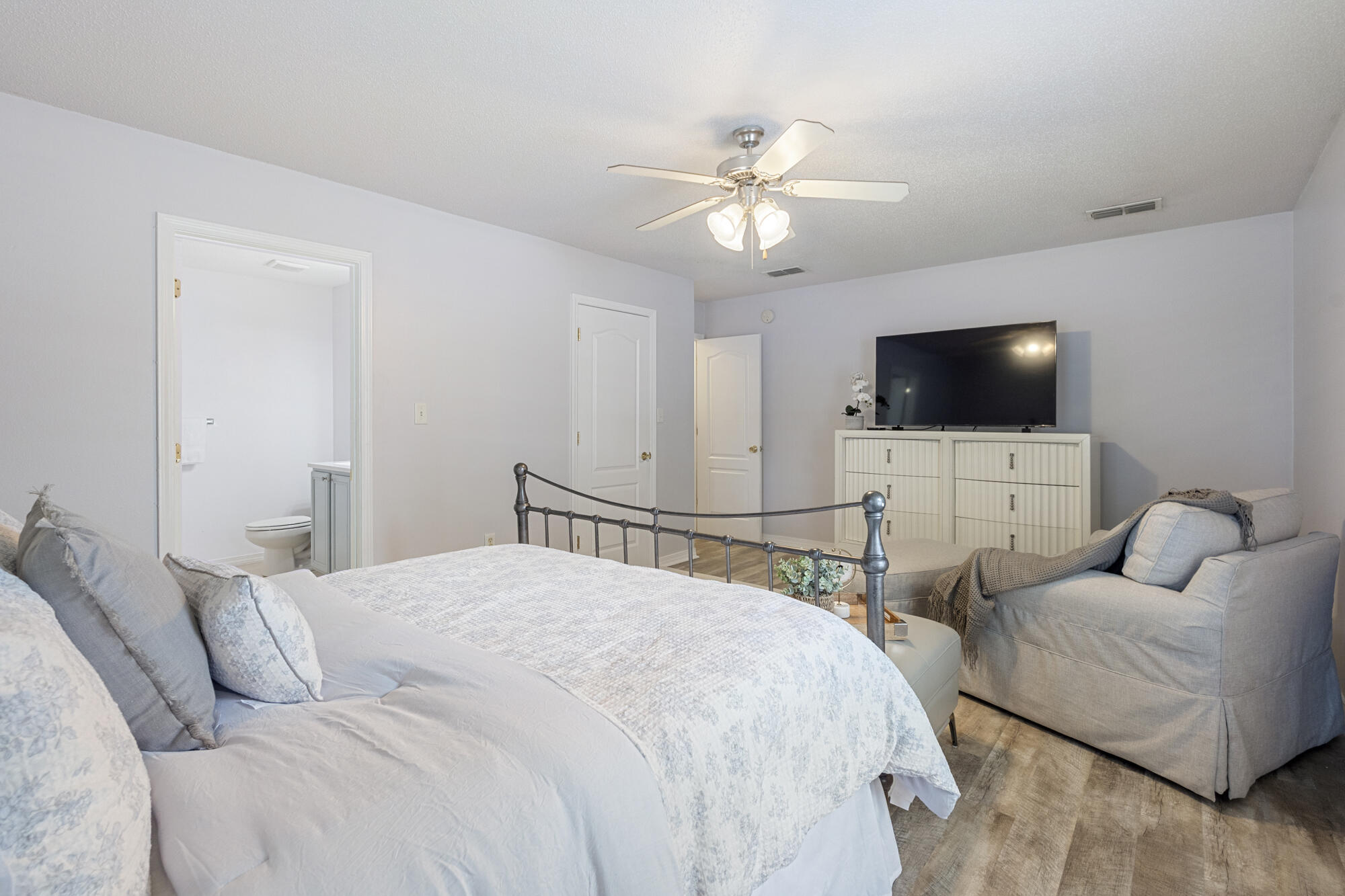 DRIFTWOOD ESTATES - Residential